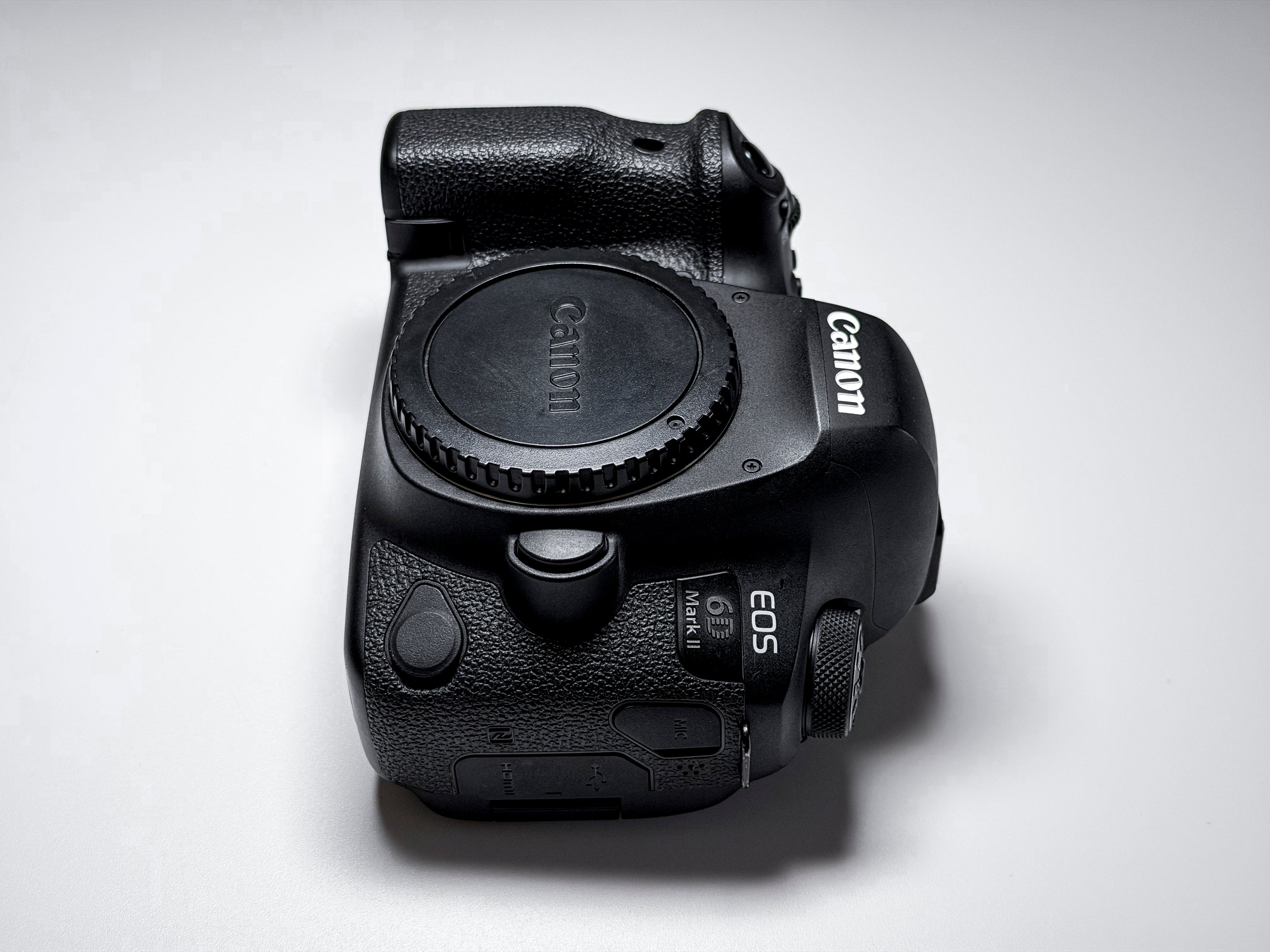 Canon 6D Mark II EOS Full Frame DSLR Body 26.2 Mpx - Excellent Condition