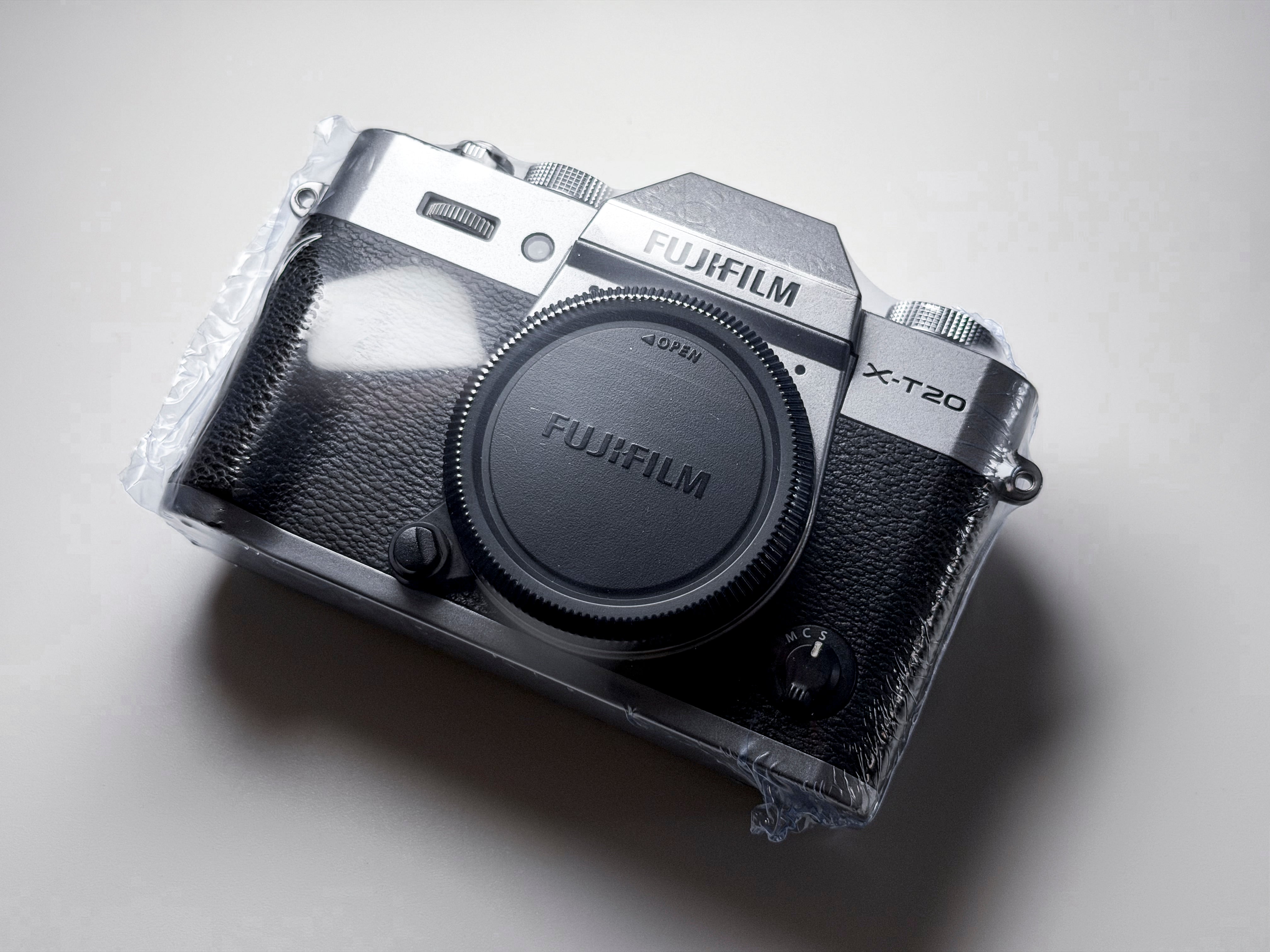 Fujifilm X-T20 Mirrorless 4K Video APS-C Fuji XT20 - 1 Year Warranty