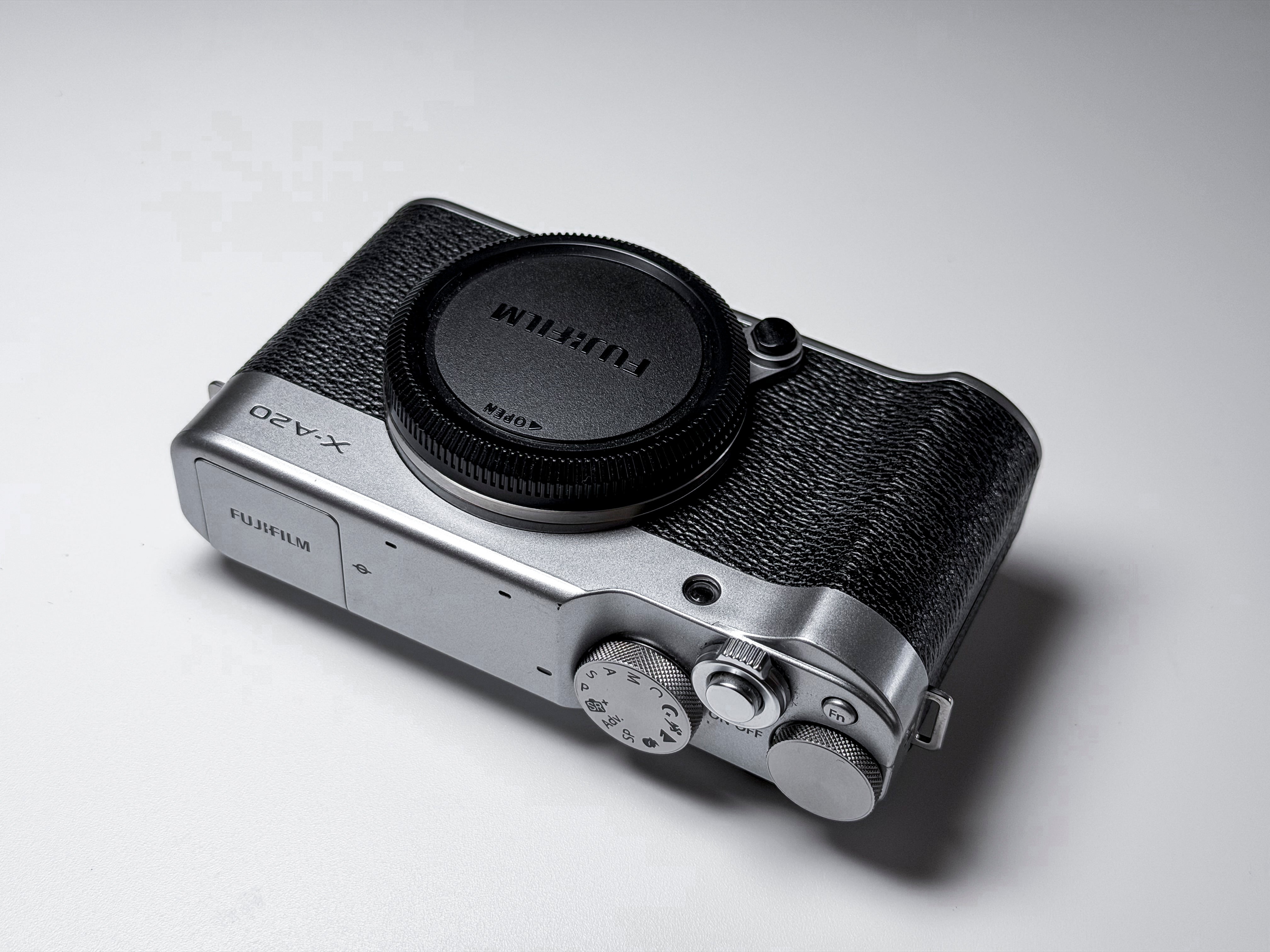 Fujifilm X-A20 Mirrorless APS-C Fuji X Mount - Fuji XA 20