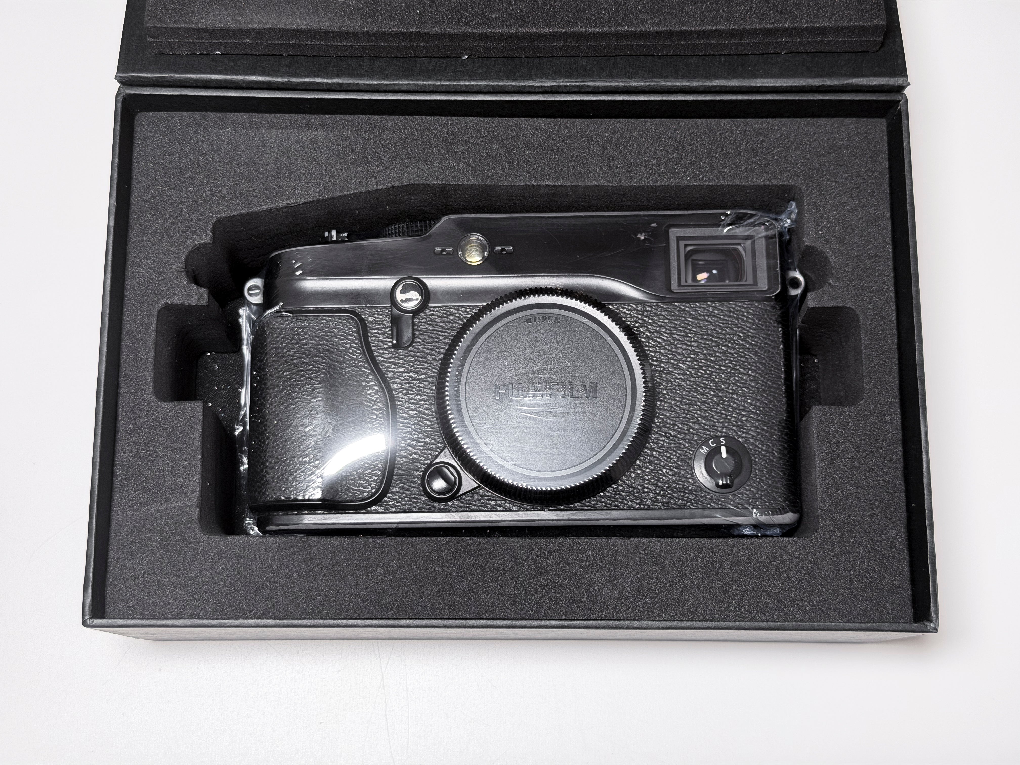 Fujifilm X-Pro1 Mirrorless APS-C with 1 Year Warranty Fuji X-Pro 1