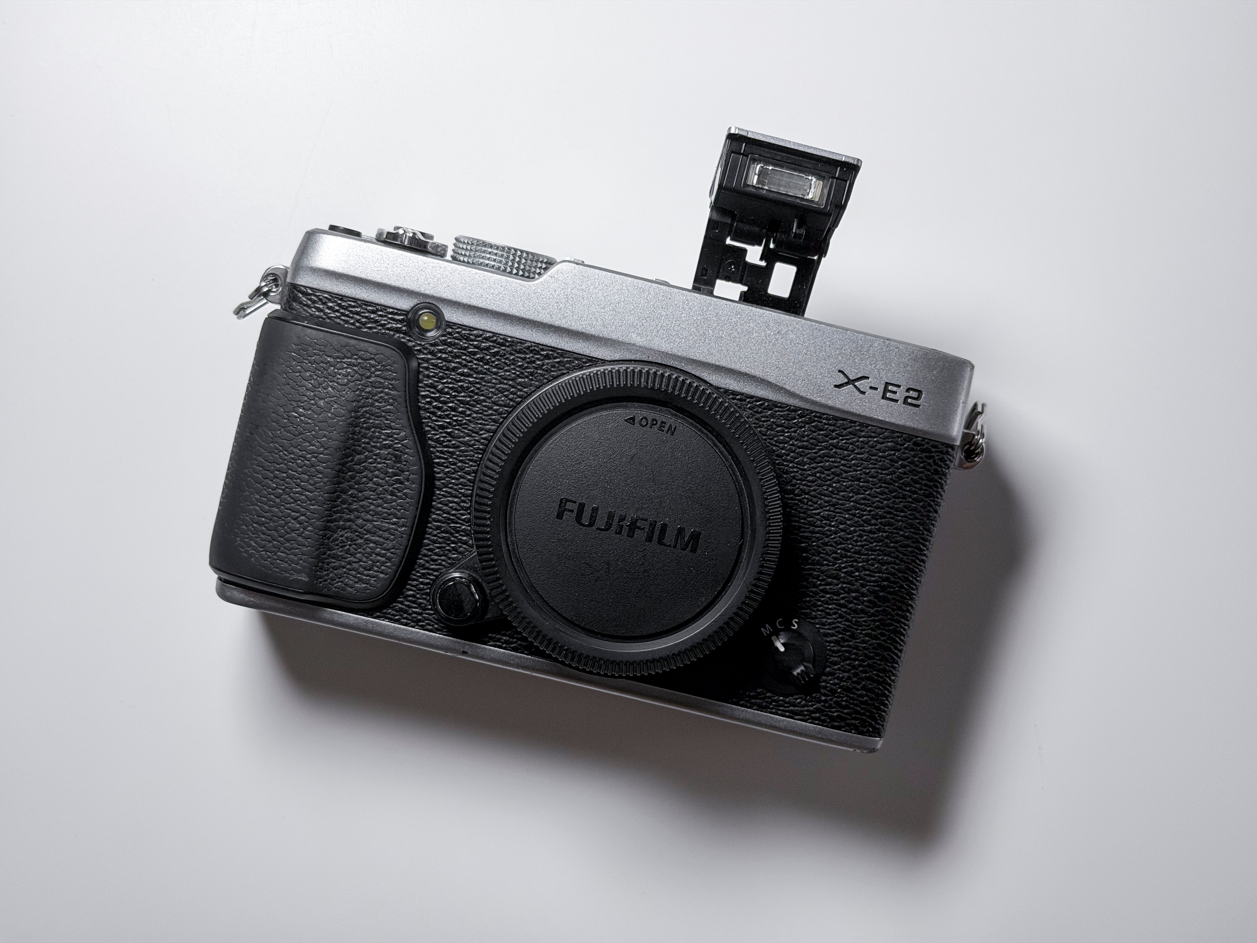 Fujifilm X-E2 Mirrorless APS-C Camera - 1 Year Warranty, Excellent Fuji XE2