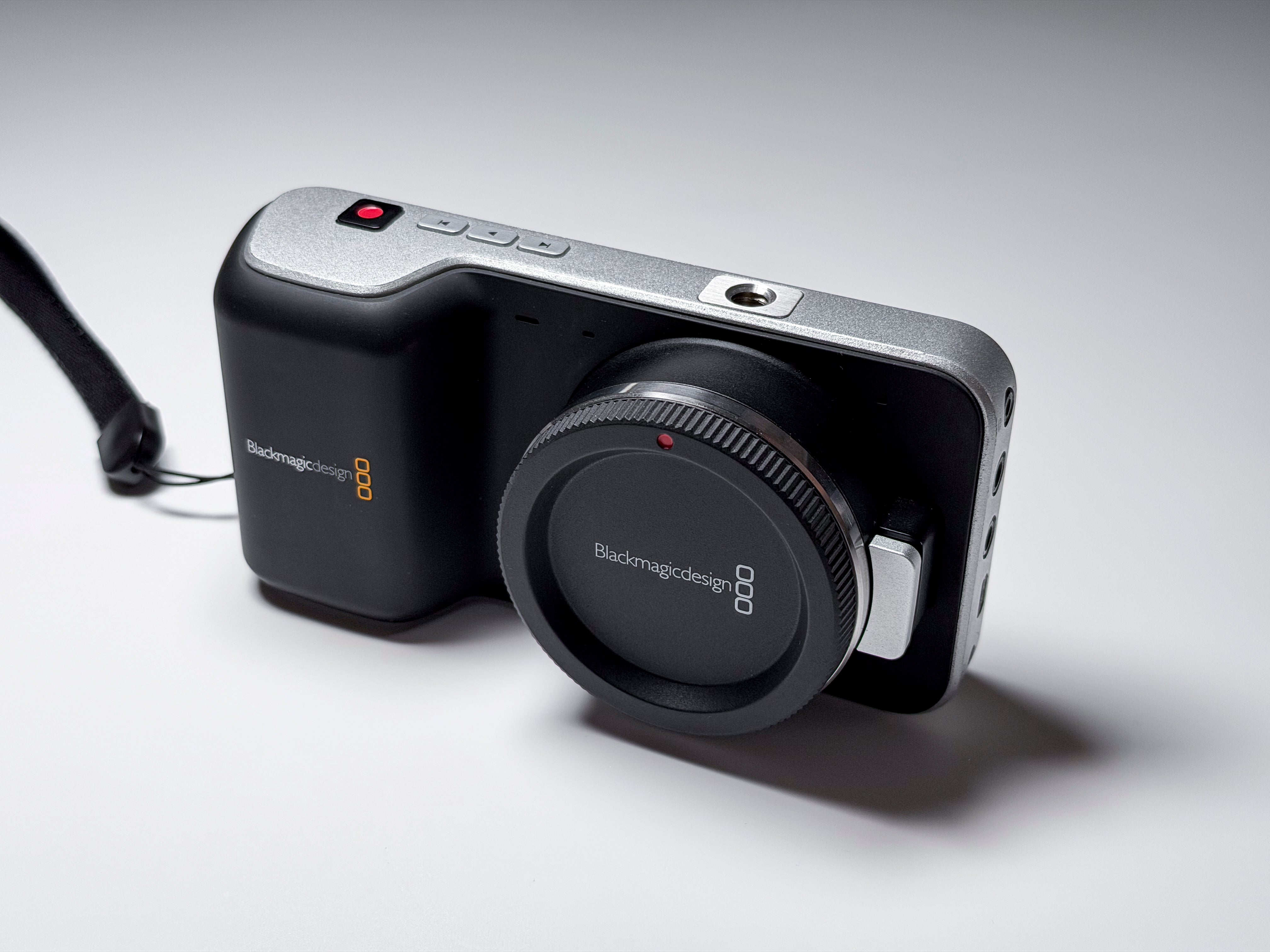 Blackmagic Pocket Cinema Camera OG (super 16) - Excellent, Perfectly Working