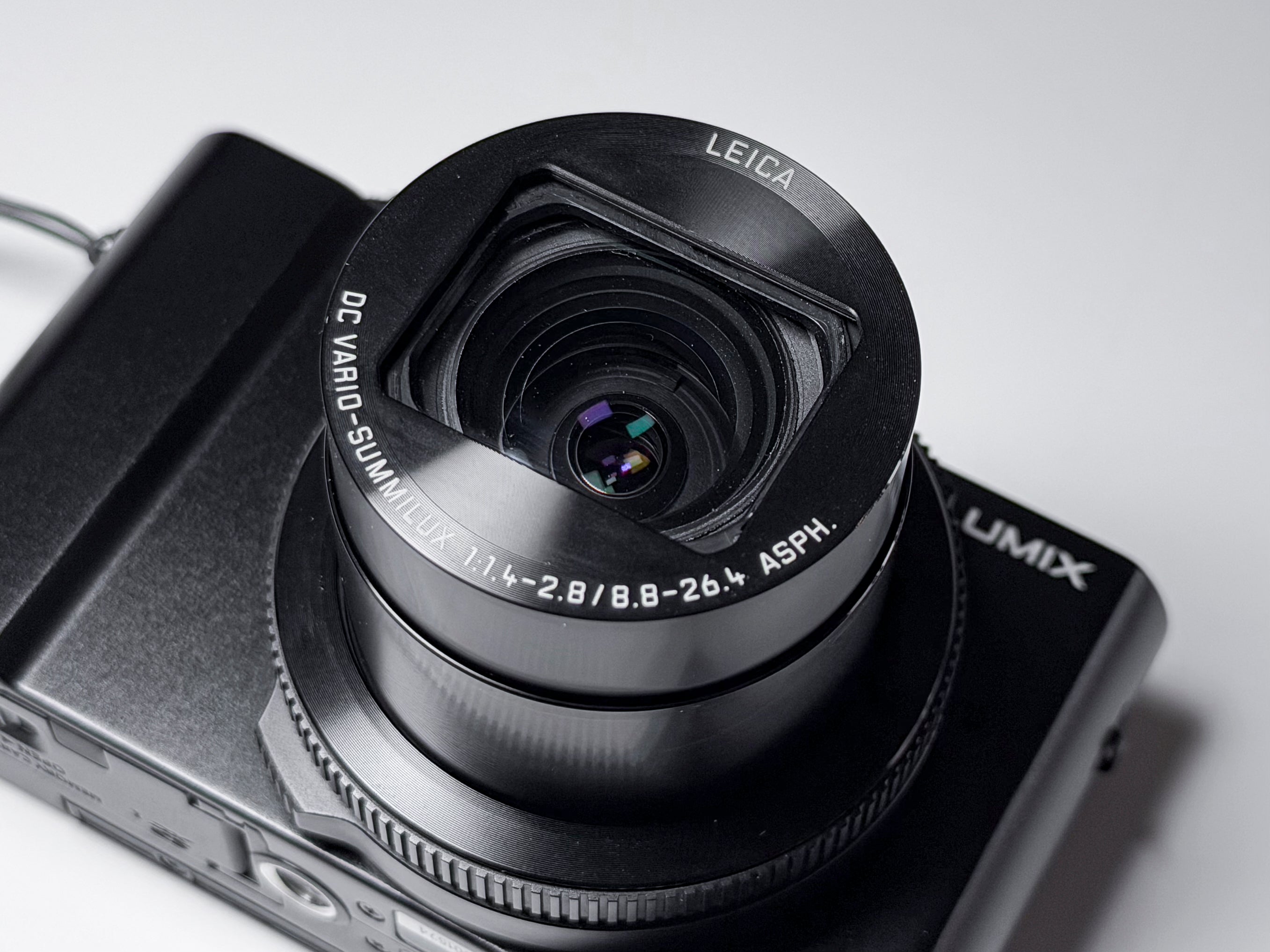 Panasonic Lumix LX15 LX10 with Leica Summilux 4K - Warranty, Excellent Condition