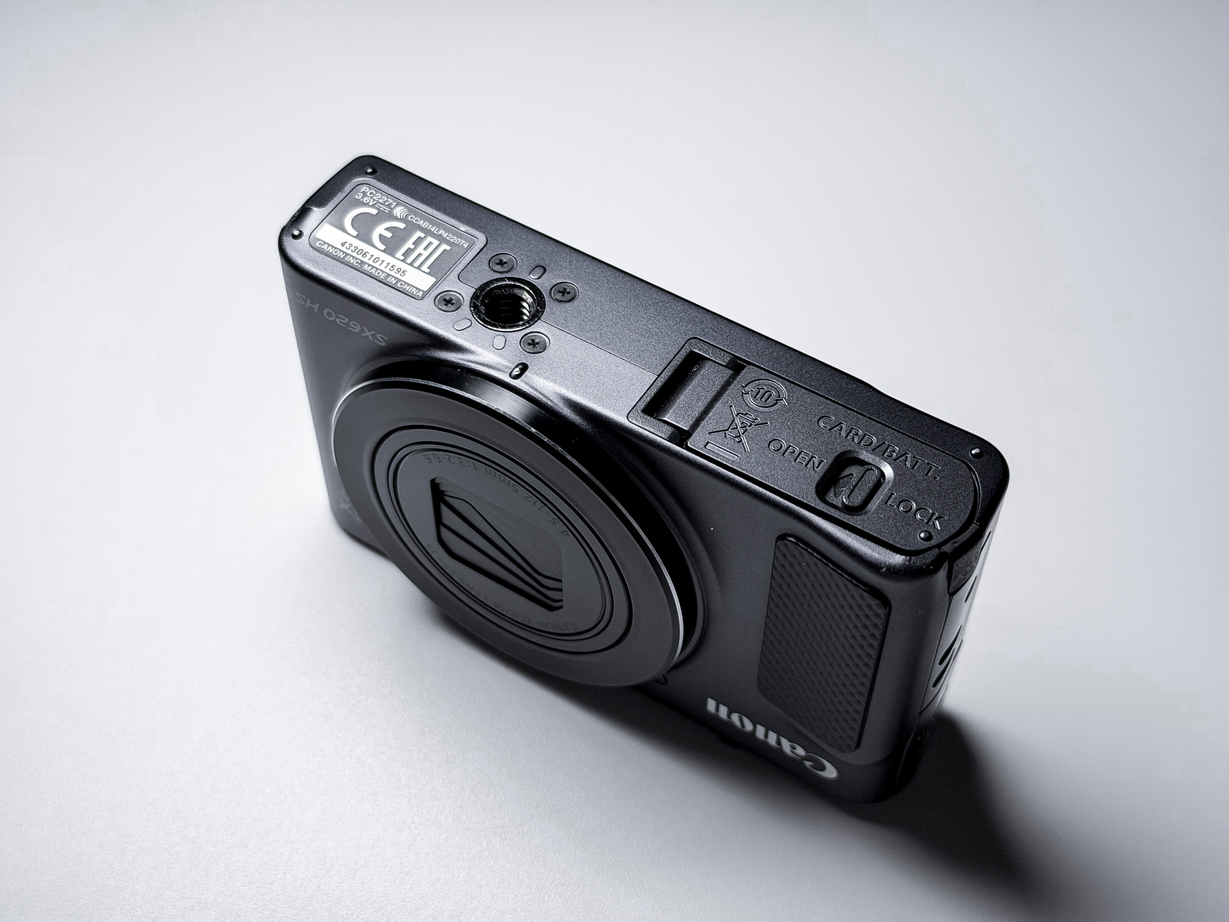 Canon SX620 HS 25x Zoom Compact Camera - 1 Year Warranty, Near Mint