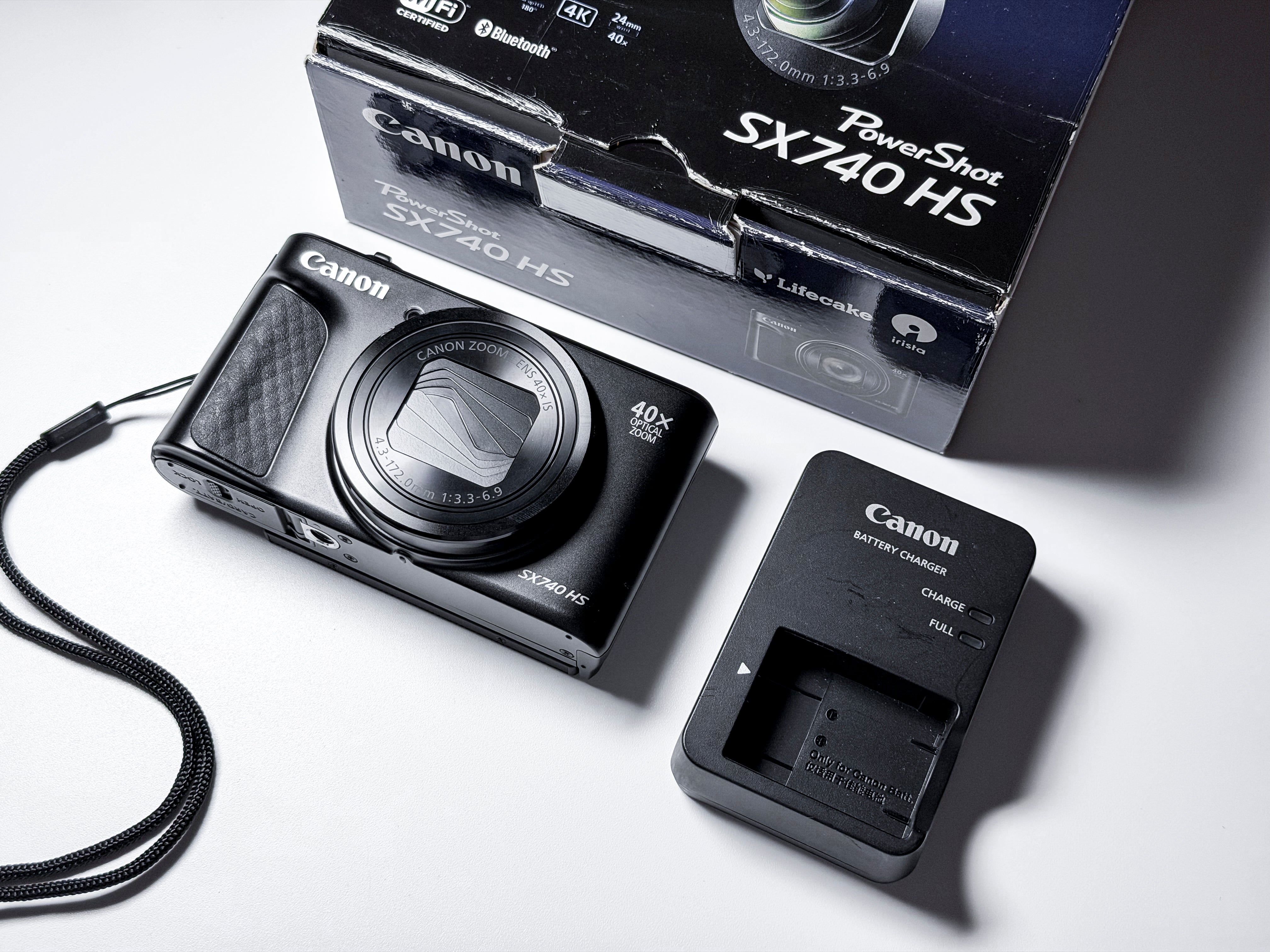 Canon SX740 HS Powershot 40x Zoom - Mint, 1 Year Warranty SX 740