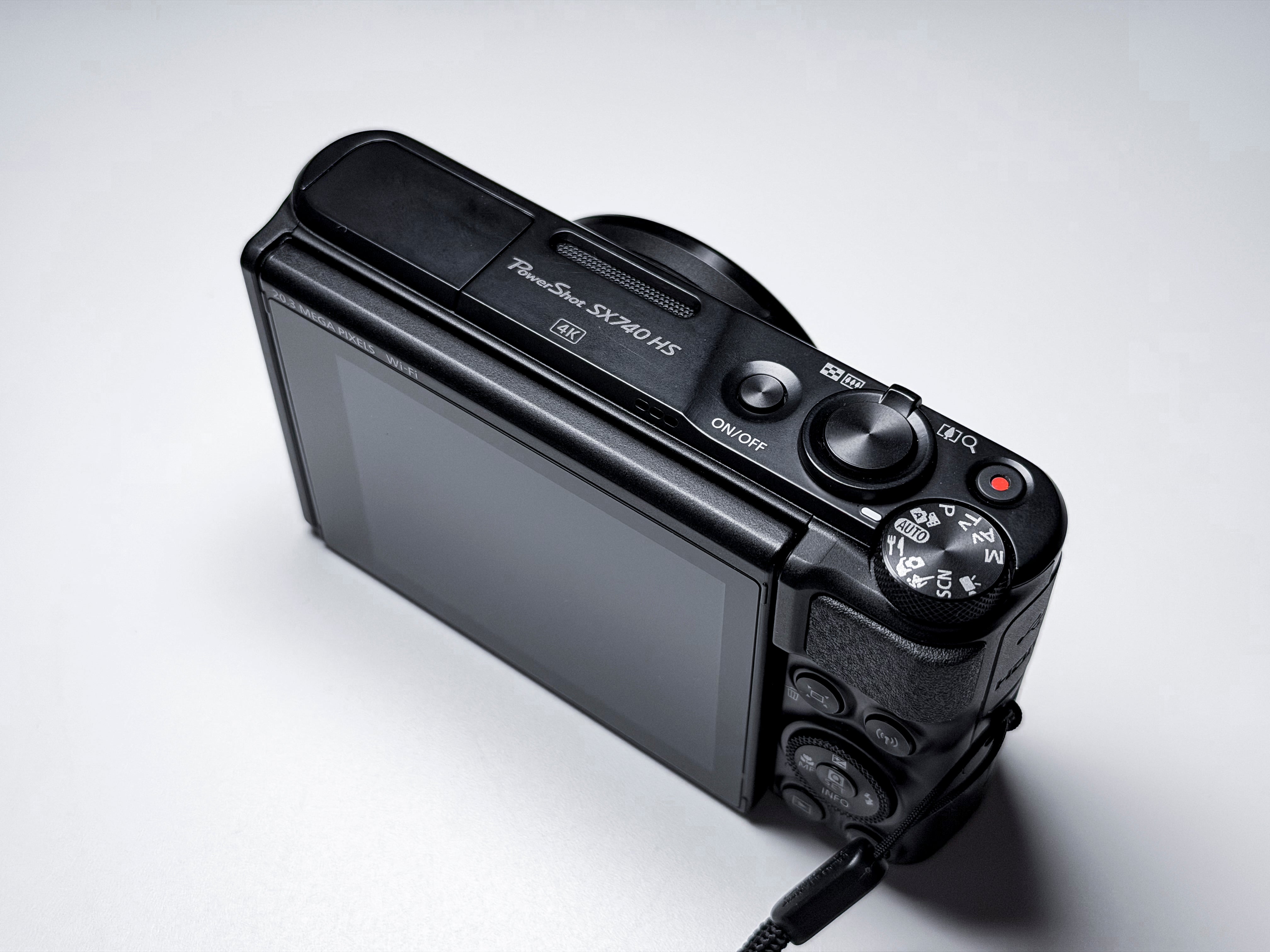 Canon SX740 HS Powershot 40x Zoom - Mint, 1 Year Warranty SX 740
