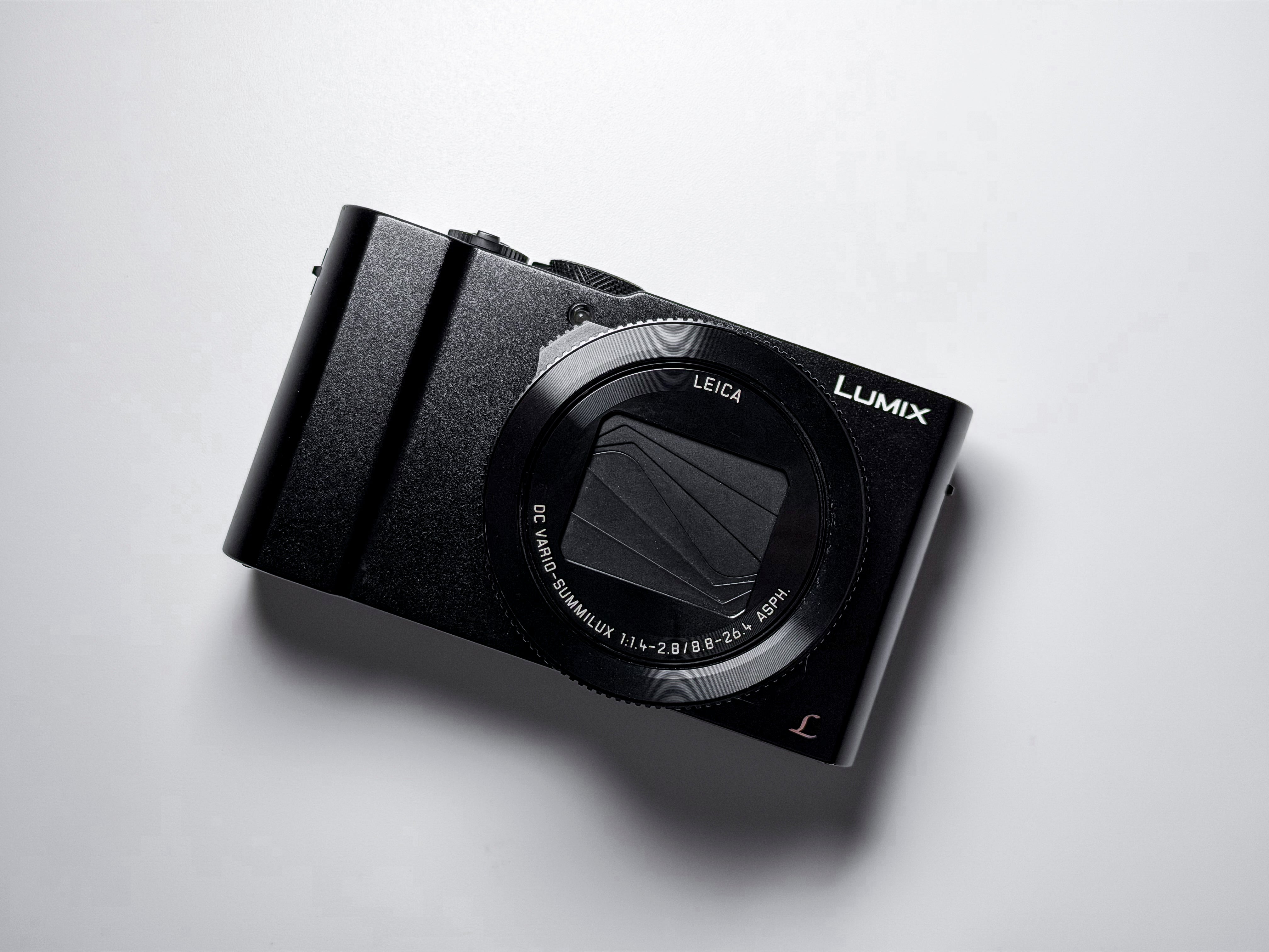 Panasonic Lumix LX15 LX10 with Leica Summilux 4K - Flash not working