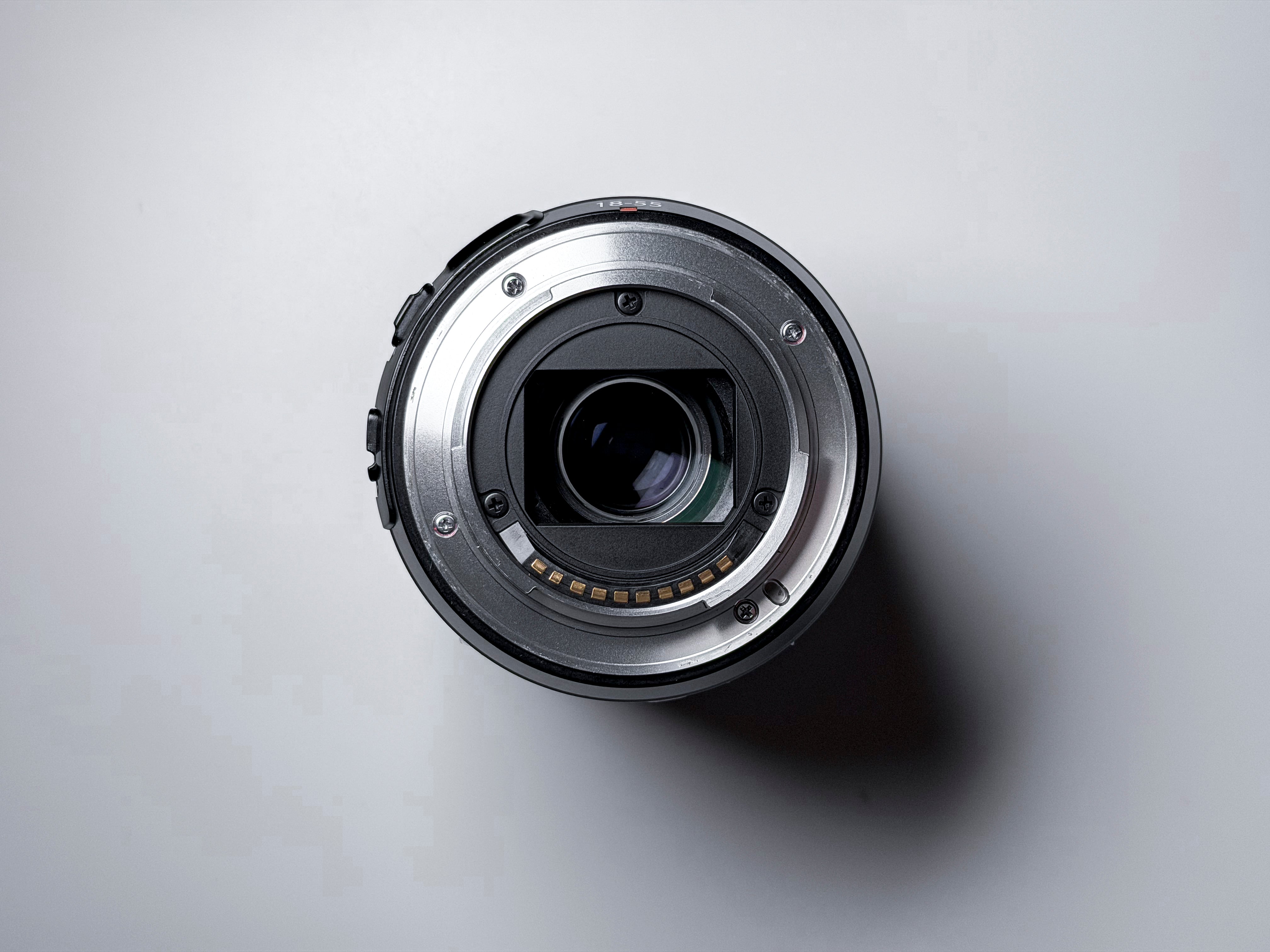 Fujifilm XF 18-55mm f/2.8-4 R OIS Lens - 1 Year Warranty, Near Mint, Fuji
