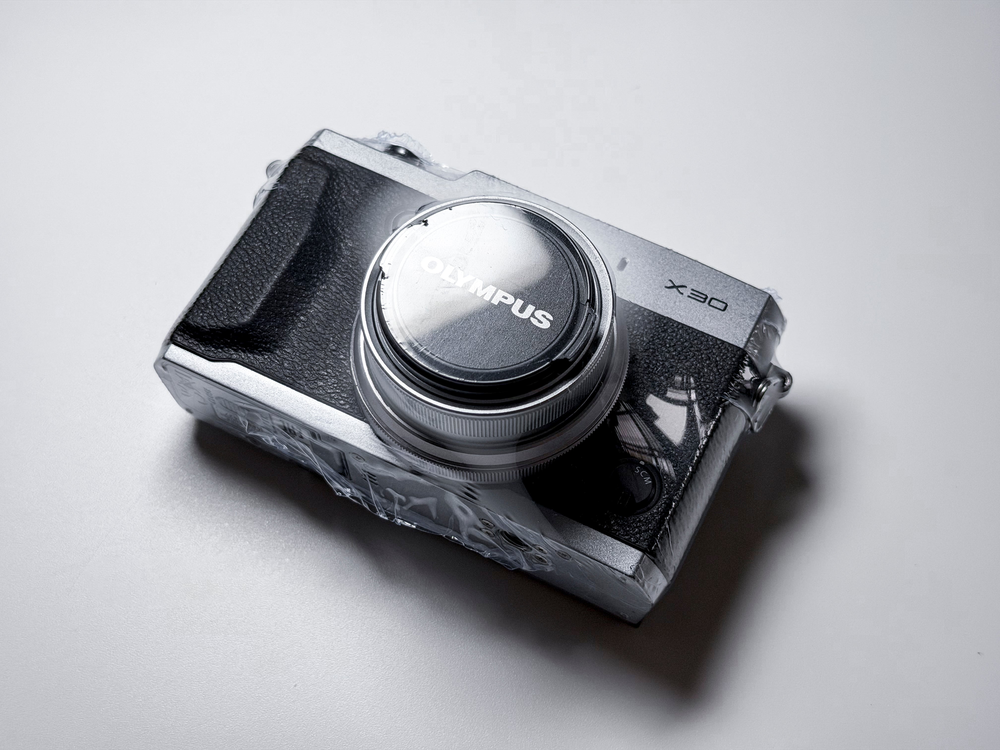Fujifilm X30 Compact Camera Fuji 4X Zoom - 1 Year Warranty, Excellent