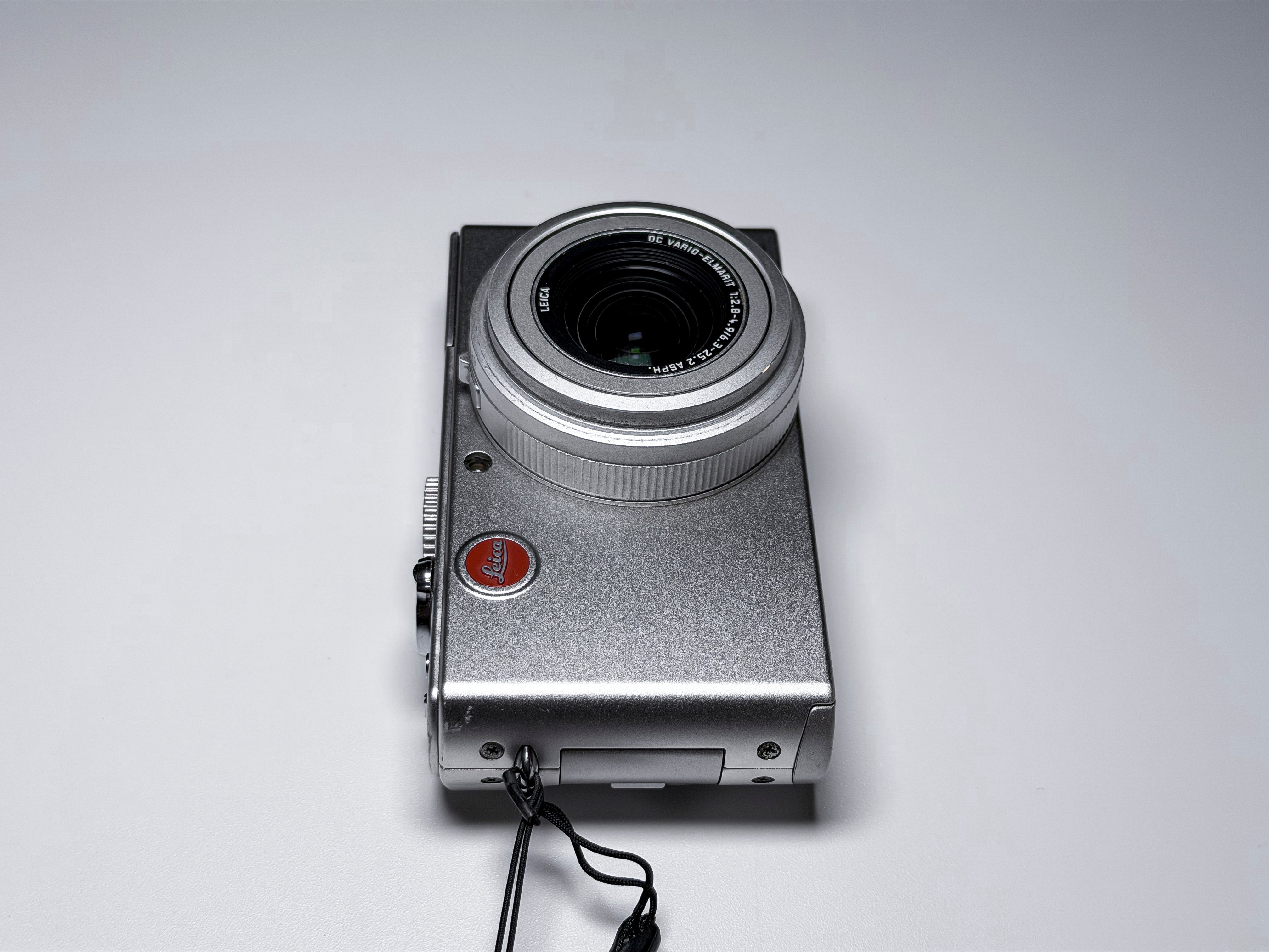 Leica D-Lux 3 CCD Camera Silver 4x Zoom - 1 Year Warranty, Excellent Dlux 3