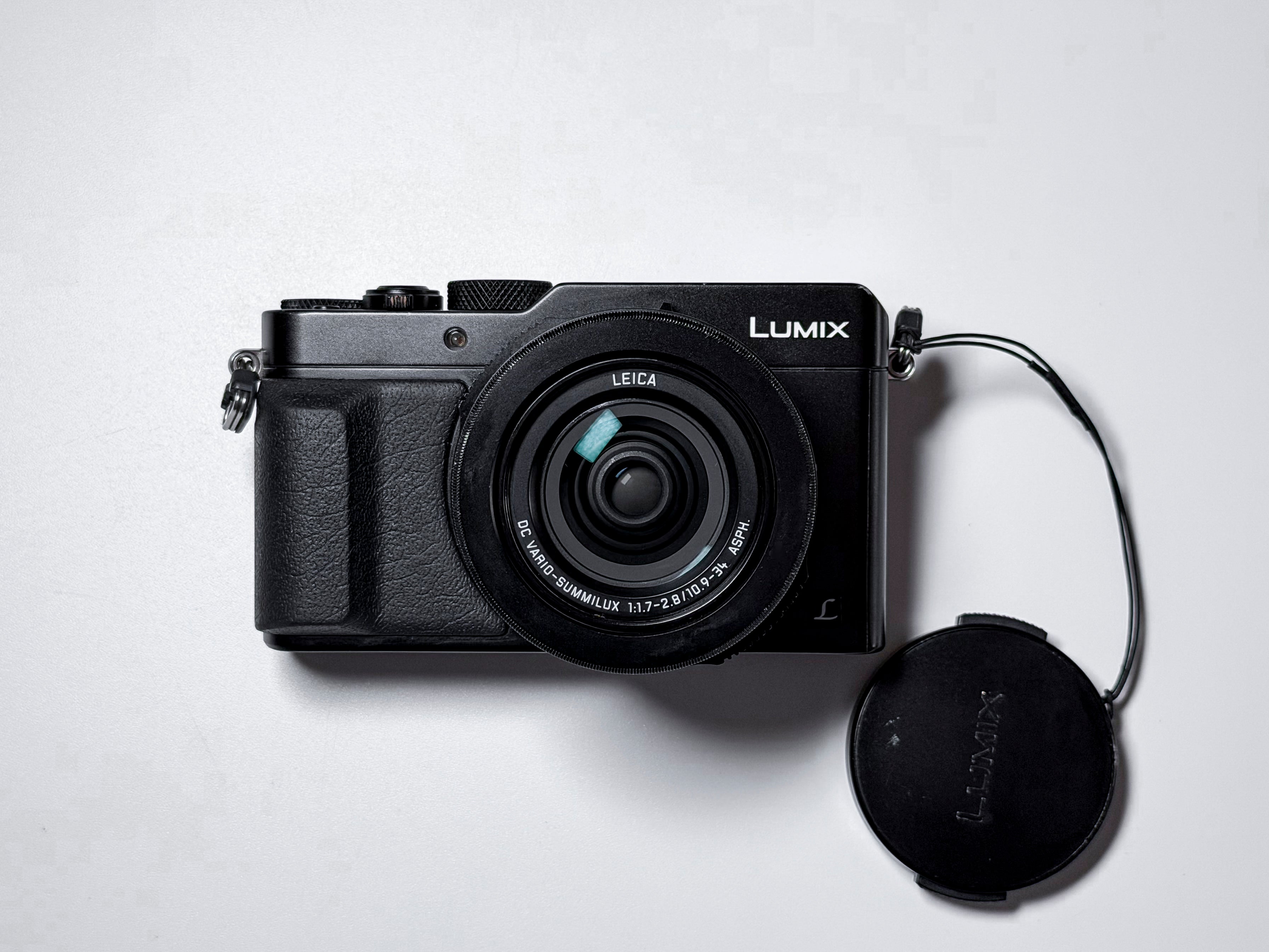 Panasonic Lumix LX100 Leica Summilux Lens - 1 Year Warranty, Excellent