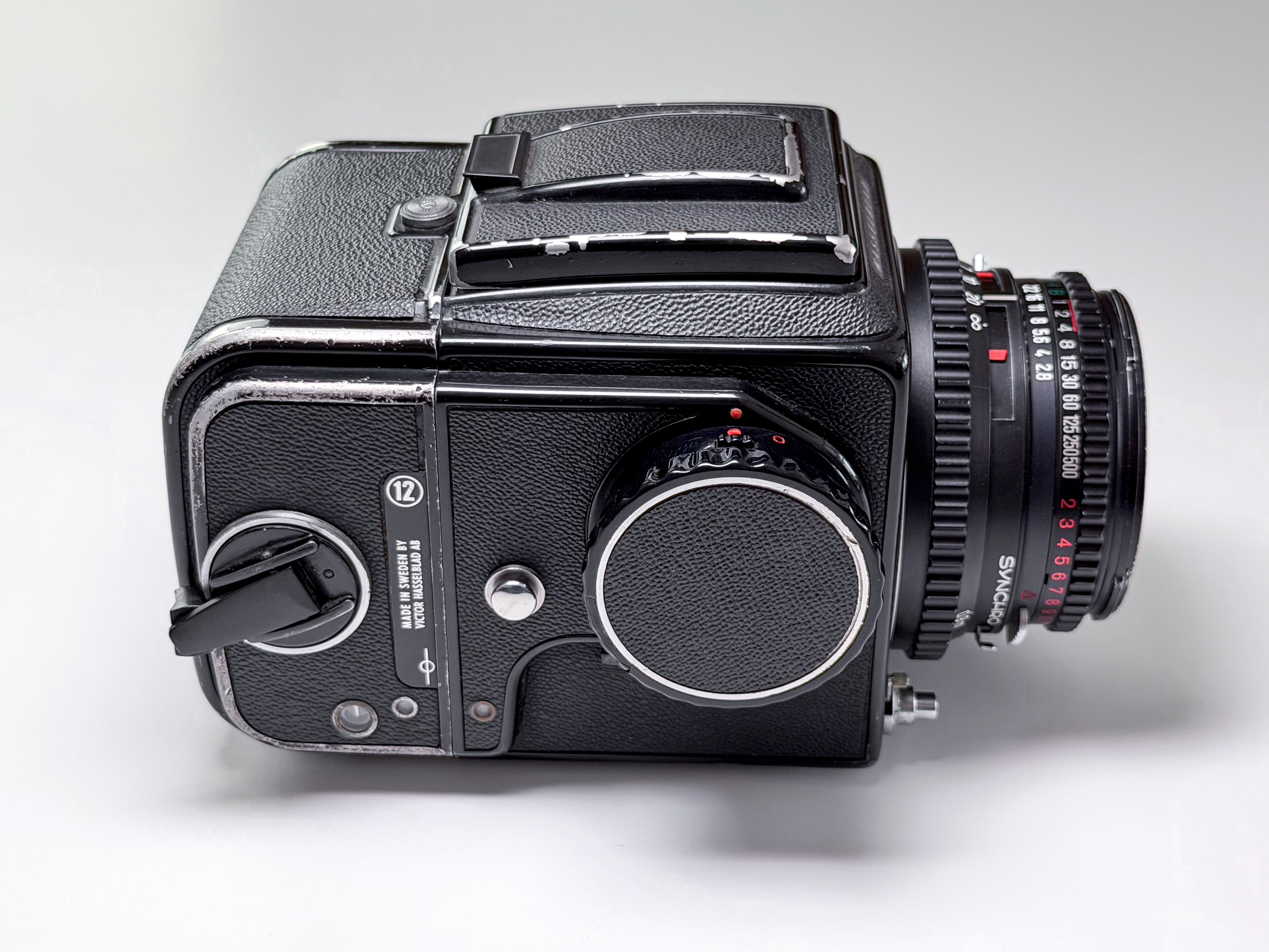 Hasselblad 500 CM c/m + 80mm Zeiss T* + Prism - Medium Format Excellent