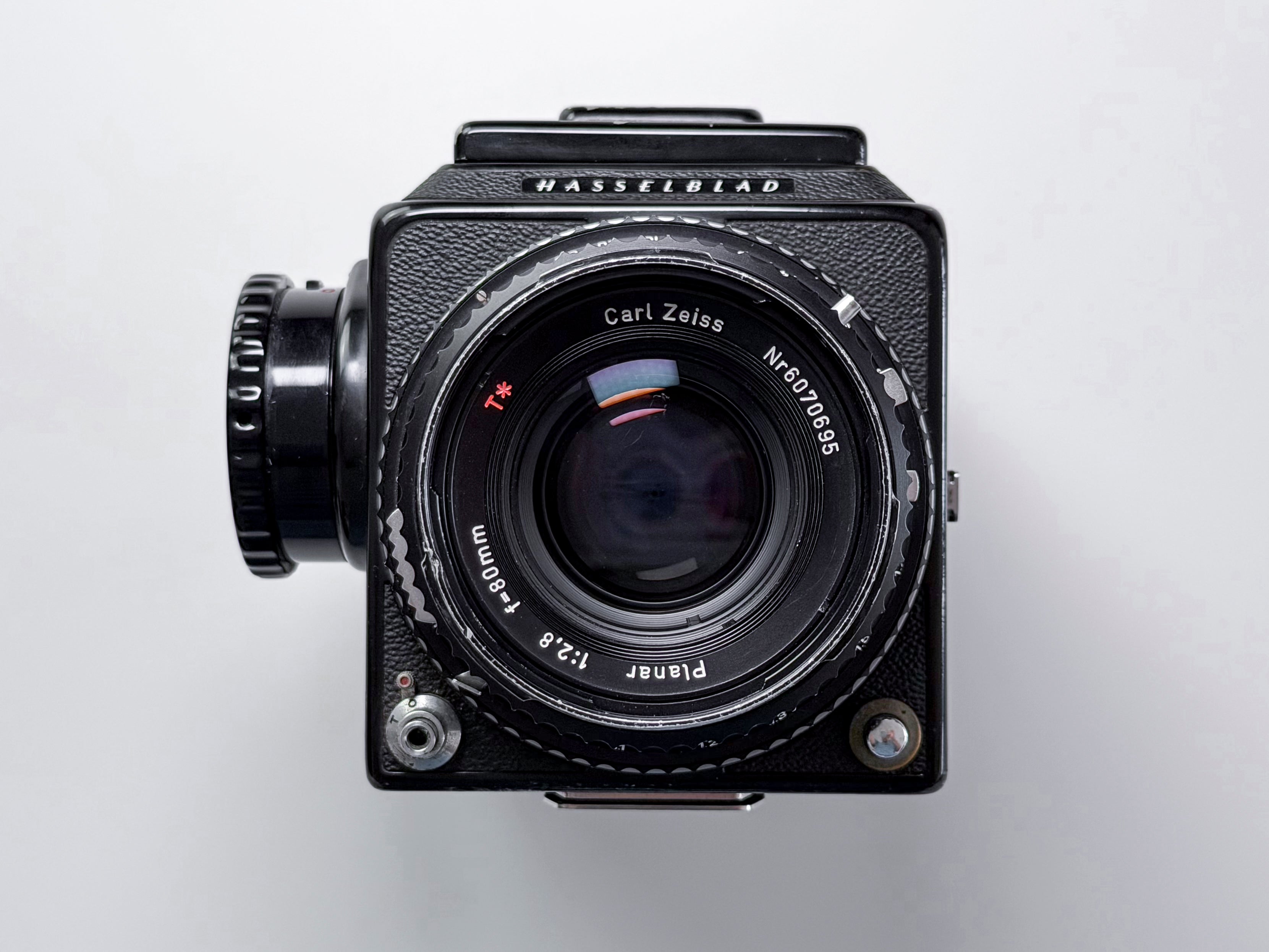 Hasselblad 500 CM c/m + 80mm Zeiss T* + Prism - Medium Format Excellent