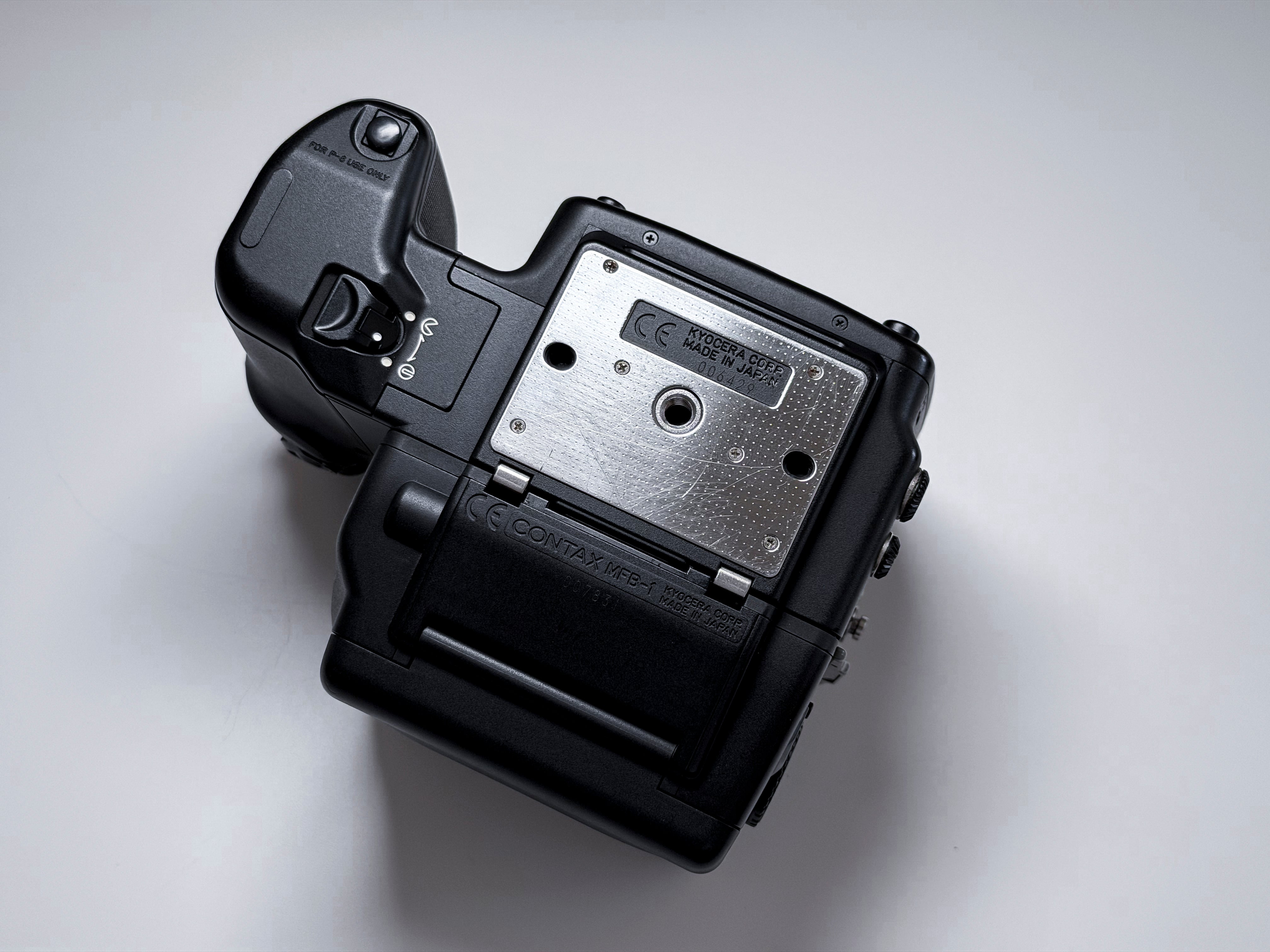 Contax 645 + 120mm Sonnar Full Set Metering Finder - CLA and Film Tested