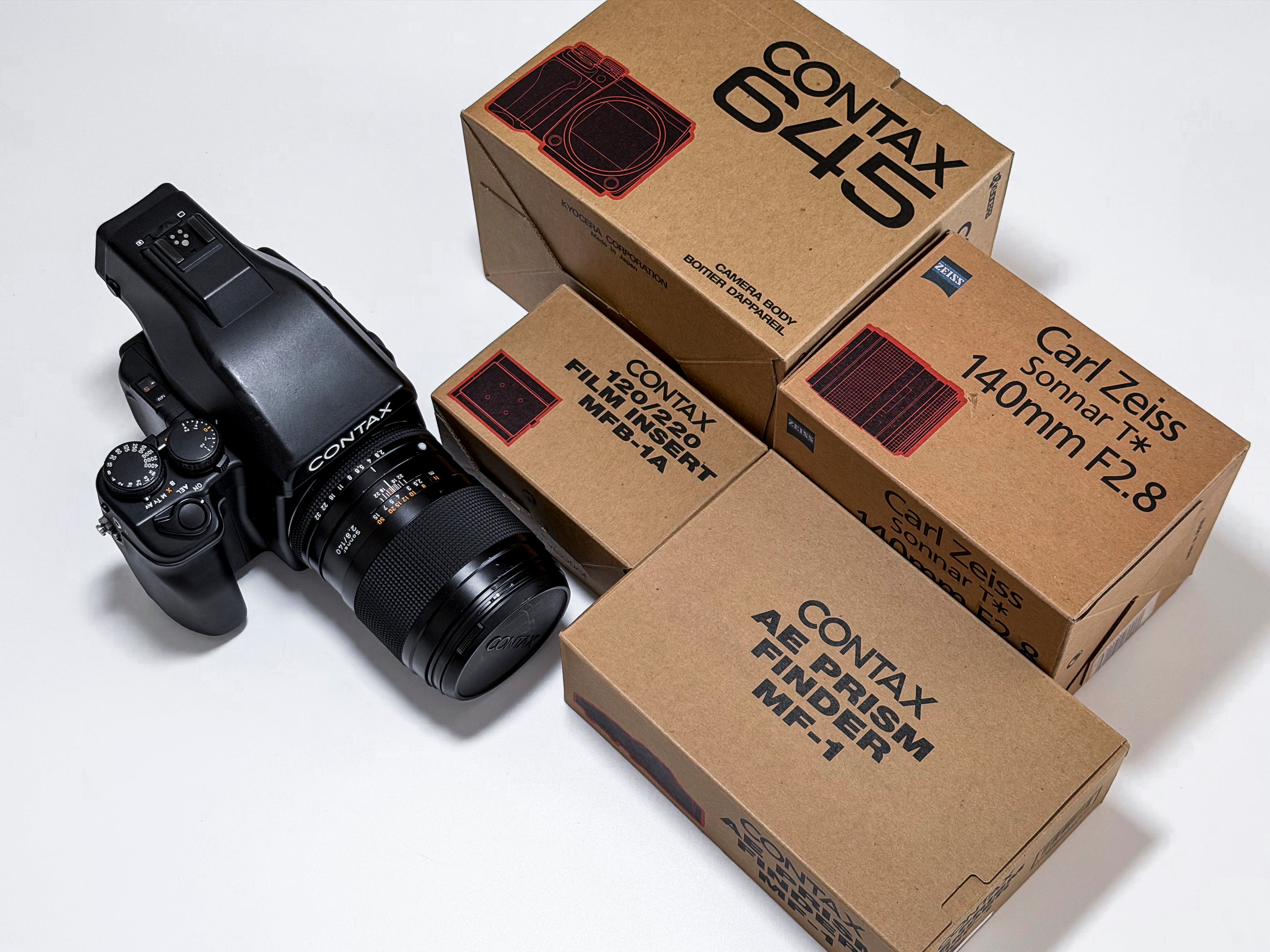 Contax 645 + 120mm Sonnar Full Set Metering Finder - CLA and Film Tested