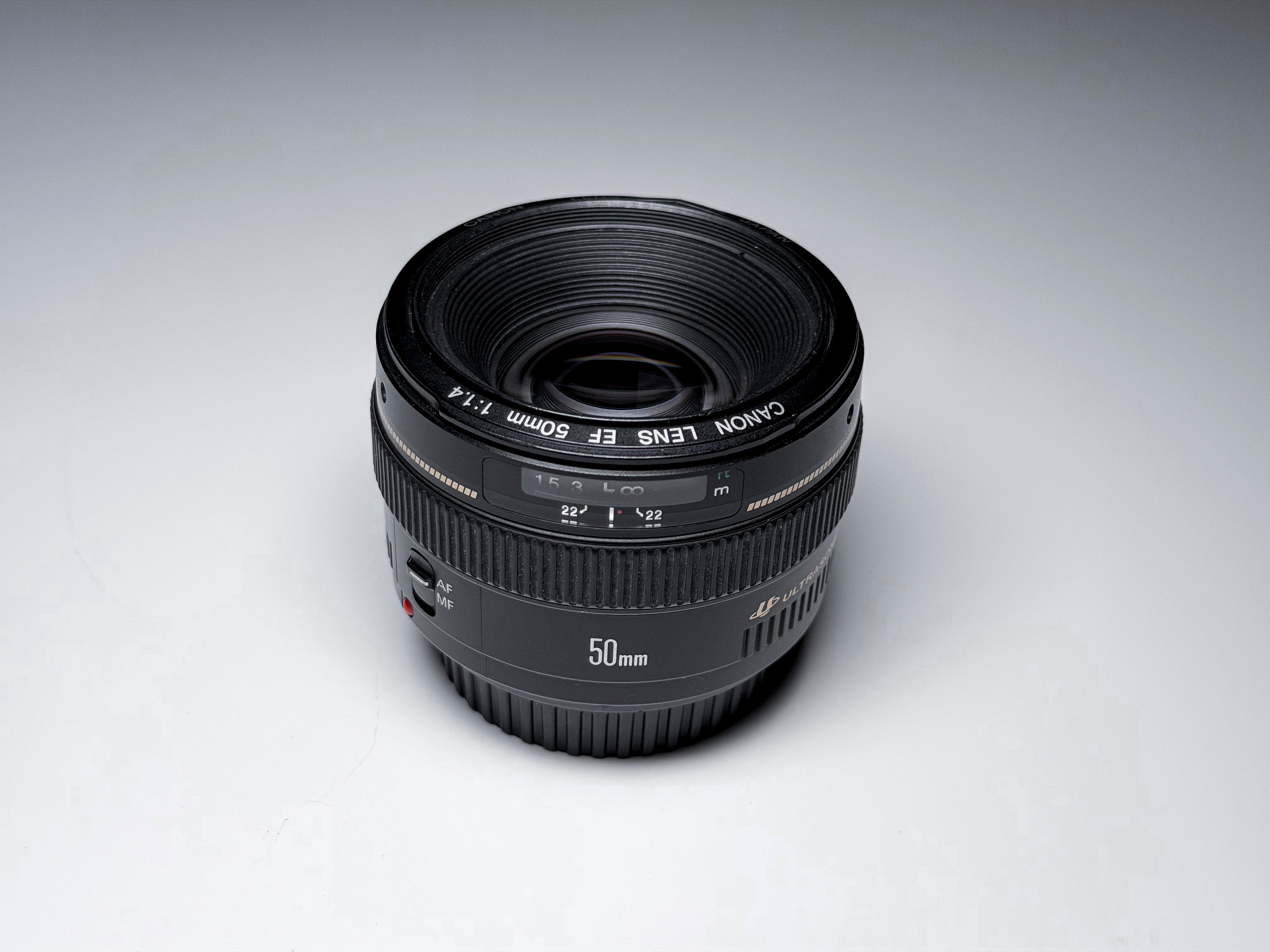 Canon 50mm f/1.4 USM EF Lens for DSLR EOS - 1 Year Warranty, Excellent