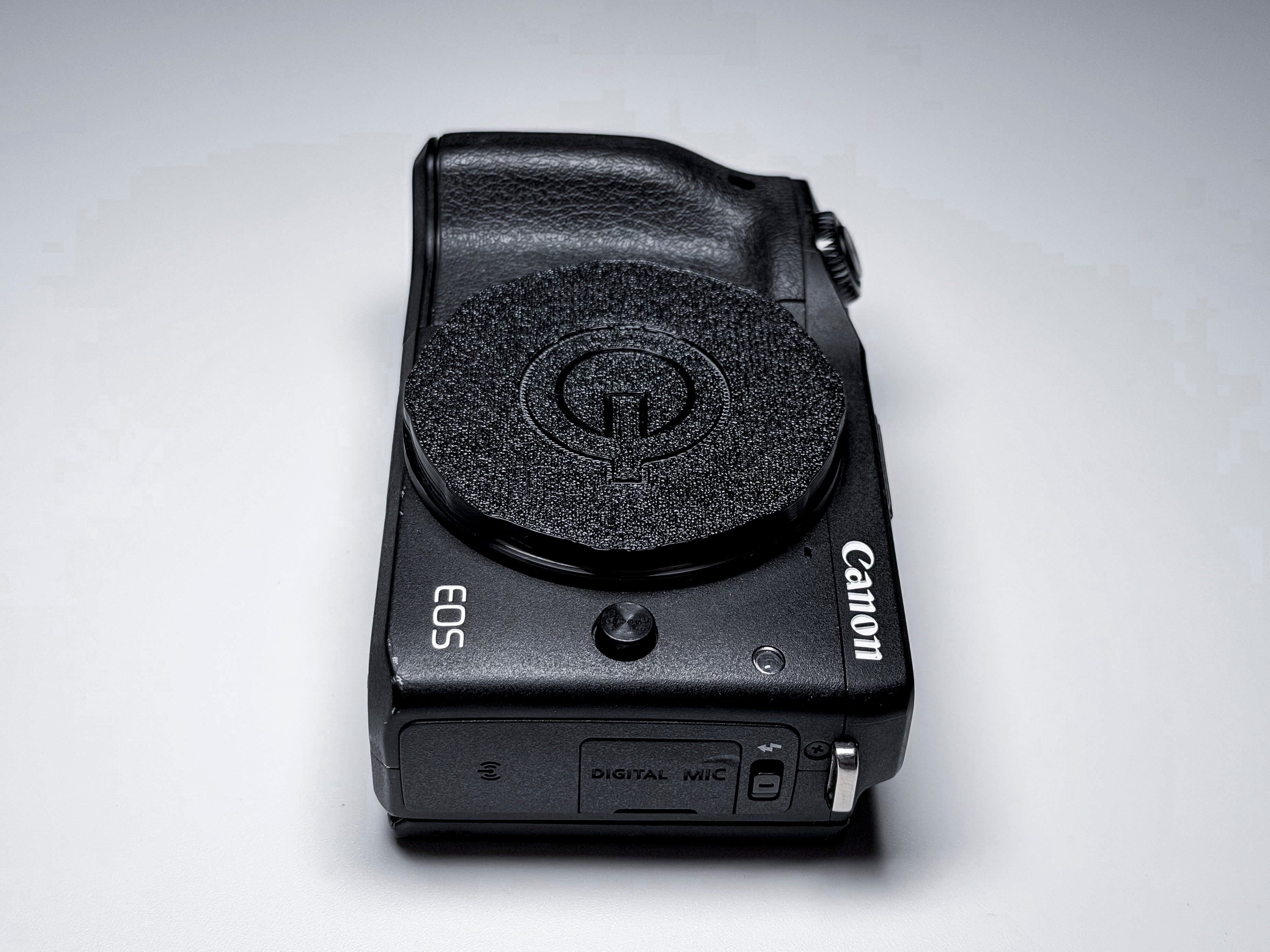 Canon EOS M3 + EF Adapter Mirrorless APS-C 24.2 Mpx - 1 Year Warranty, Excellent