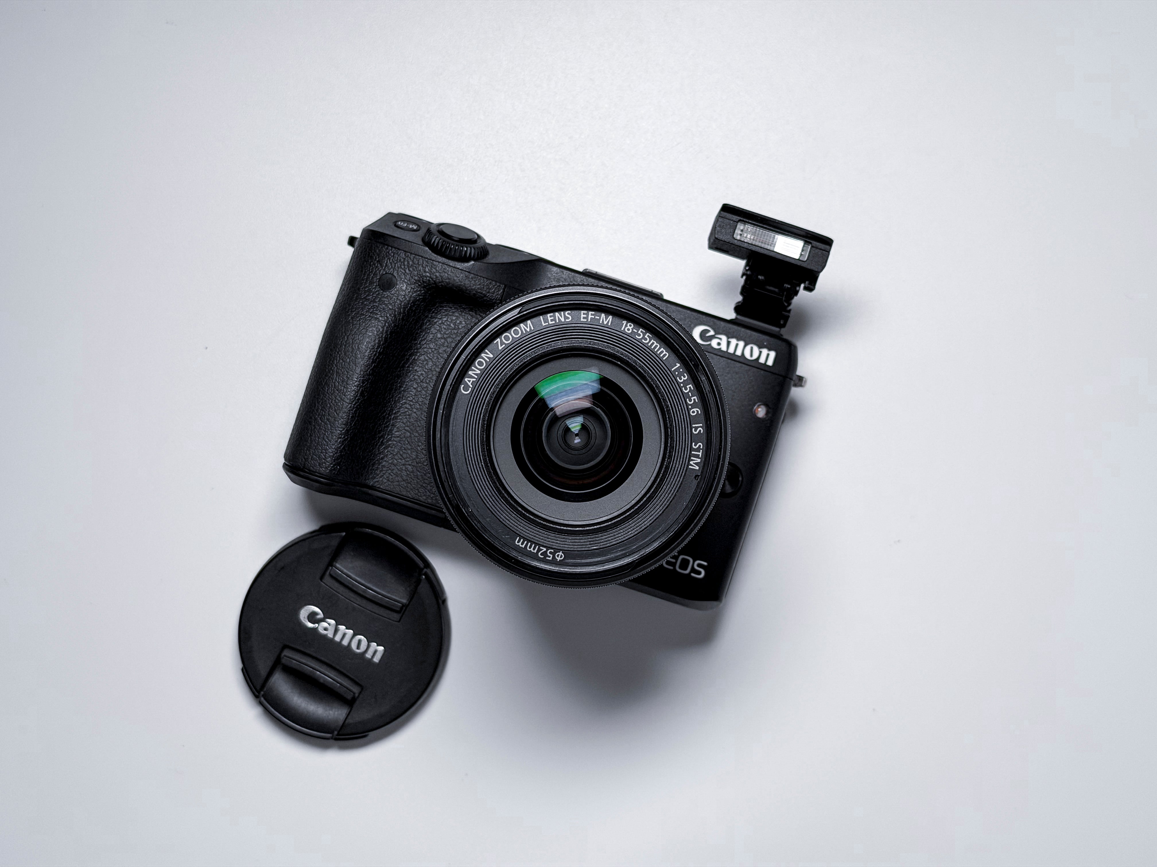 Canon EOS M3 + 18-55mm Mirrorless APS-C 24.2 Mpx - 1 Year Warranty, Excellent