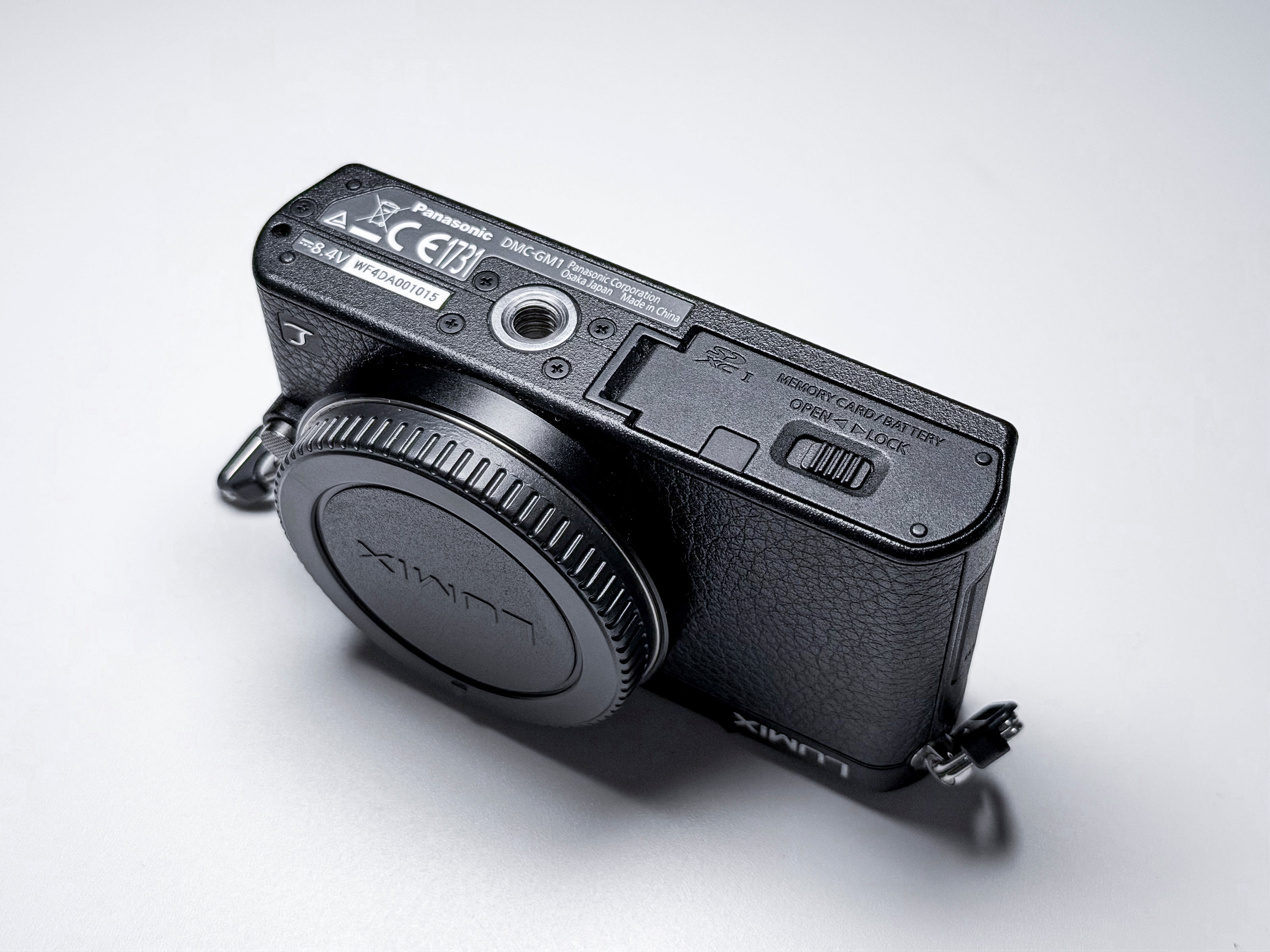 Panasonic Lumix GM1 DMC-GM1 MFT - 1 Year Warranty, Excellent