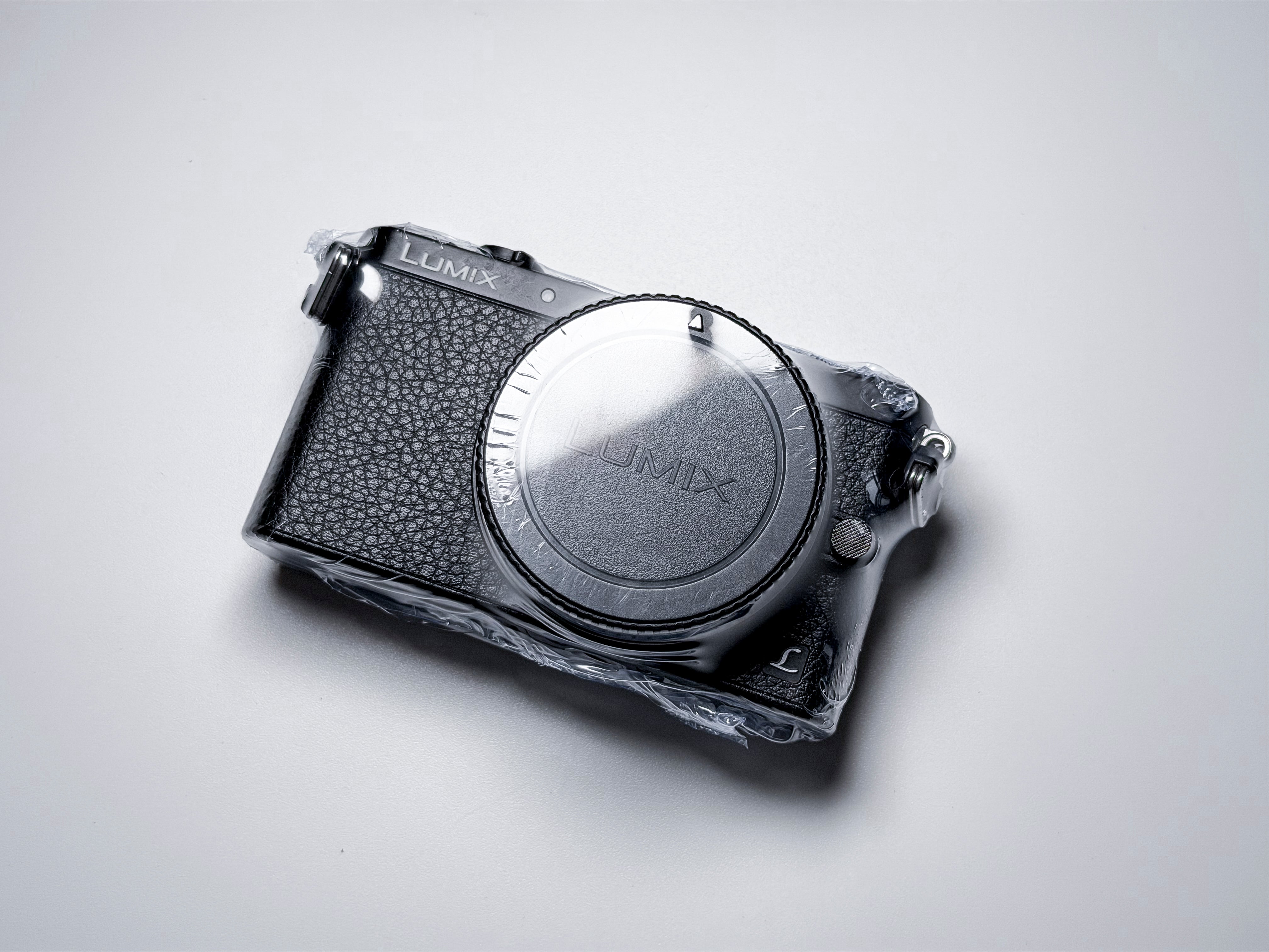 Panasonic Lumix GM1 DMC-GM1 MFT - 1 Year Warranty, Excellent