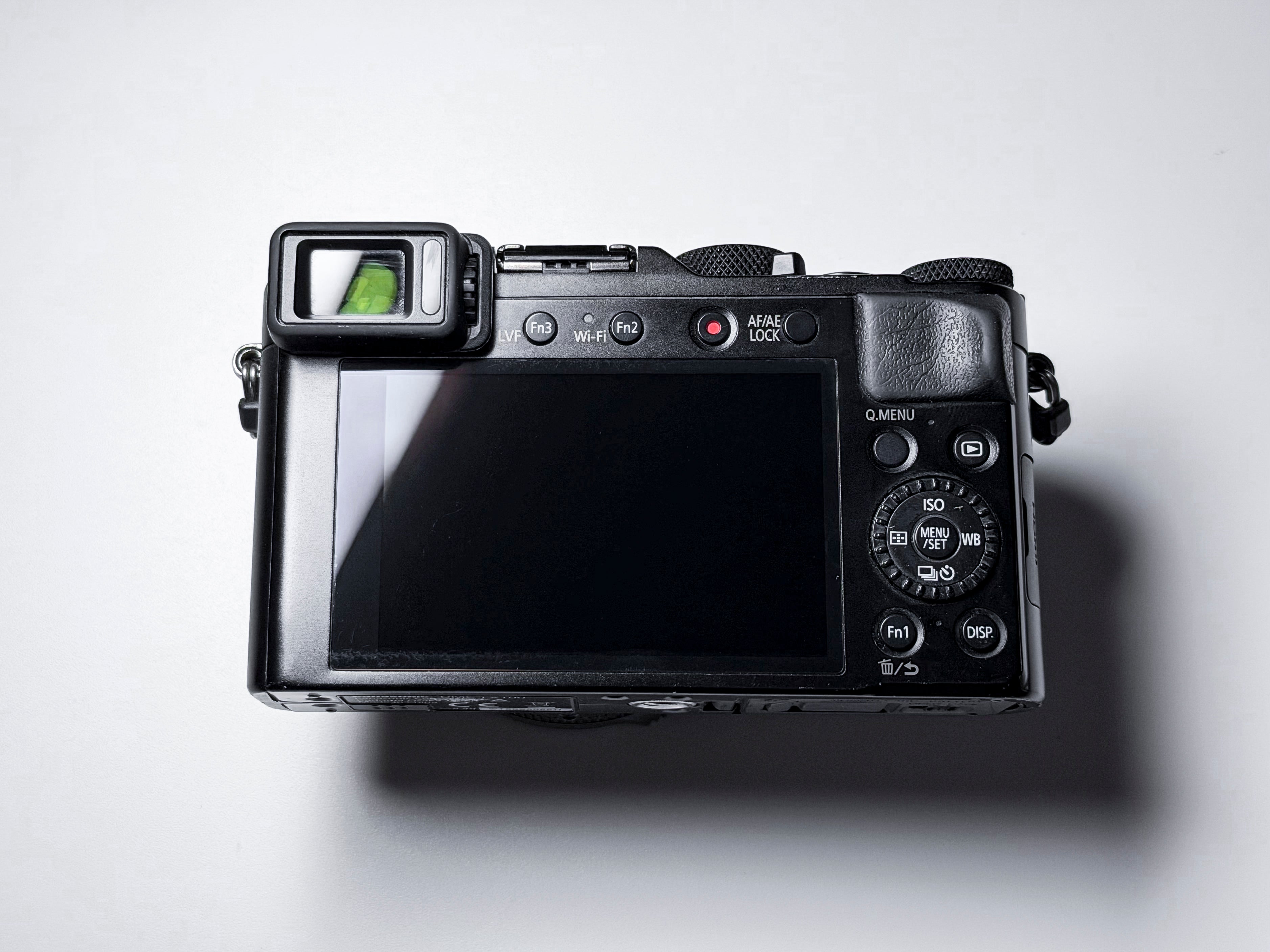 Panasonic Lumix LX100 Leica Lens - 1 Year Warranty, Excellent