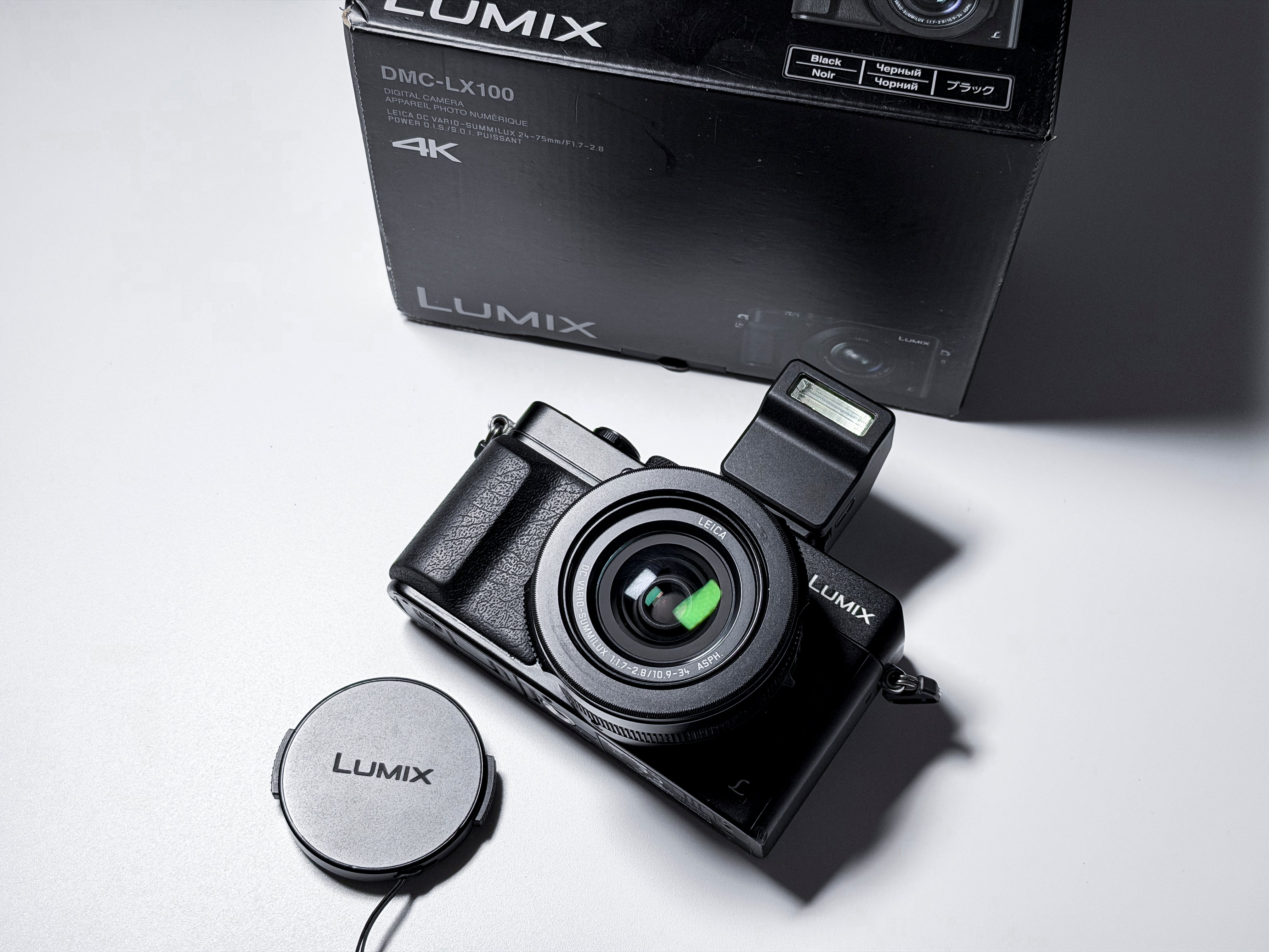 Panasonic Lumix LX100 Leica Lens - 1 Year Warranty, Excellent