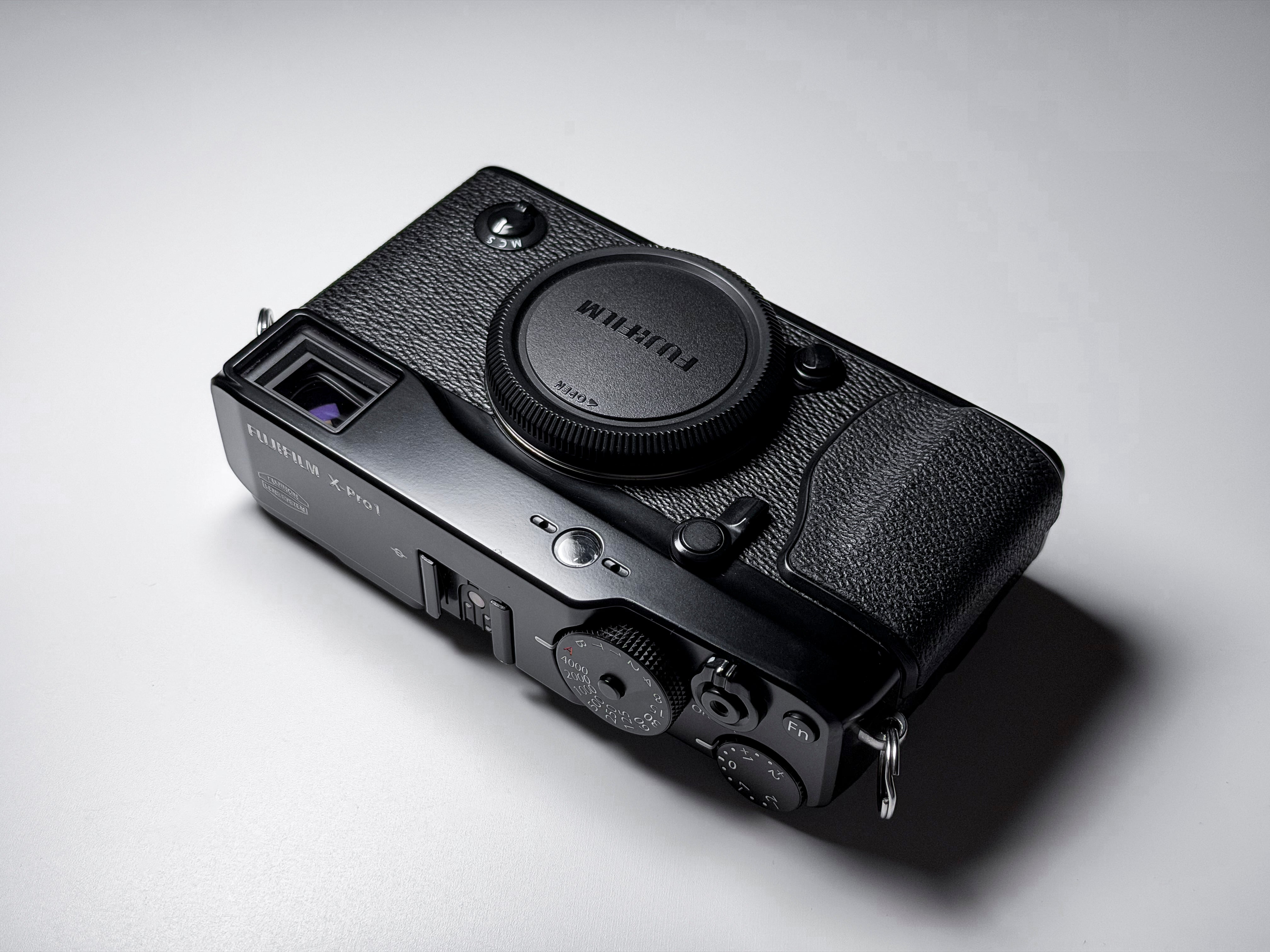 Fujifilm X-Pro1 NEAR MINT Mirrorless APS-C Fuji X-Pro 1 - One Year Warranty