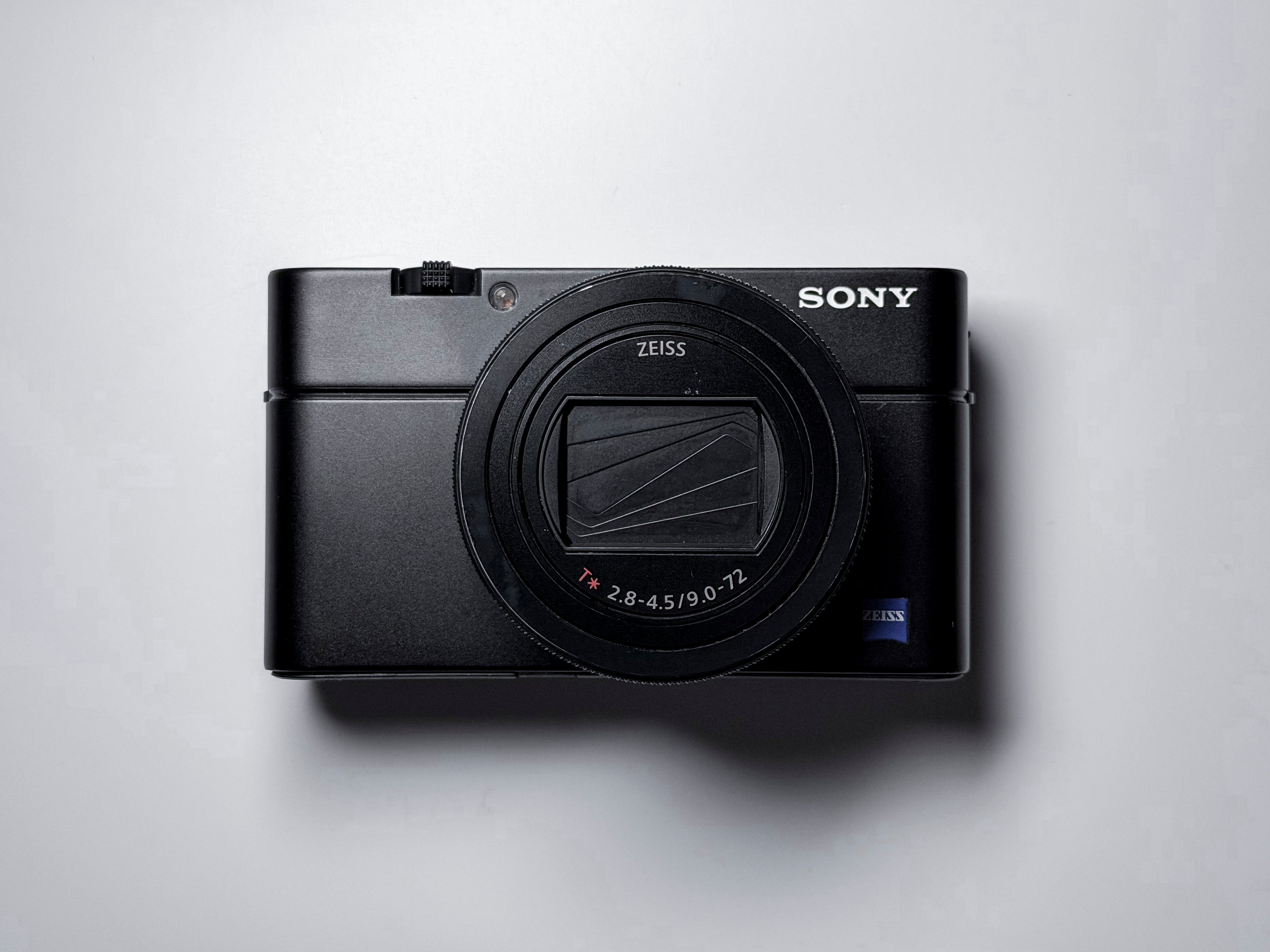 Sony RX100 VI M6 Cyber-shot Digital Camera - 1 Year Warranty, Excellent