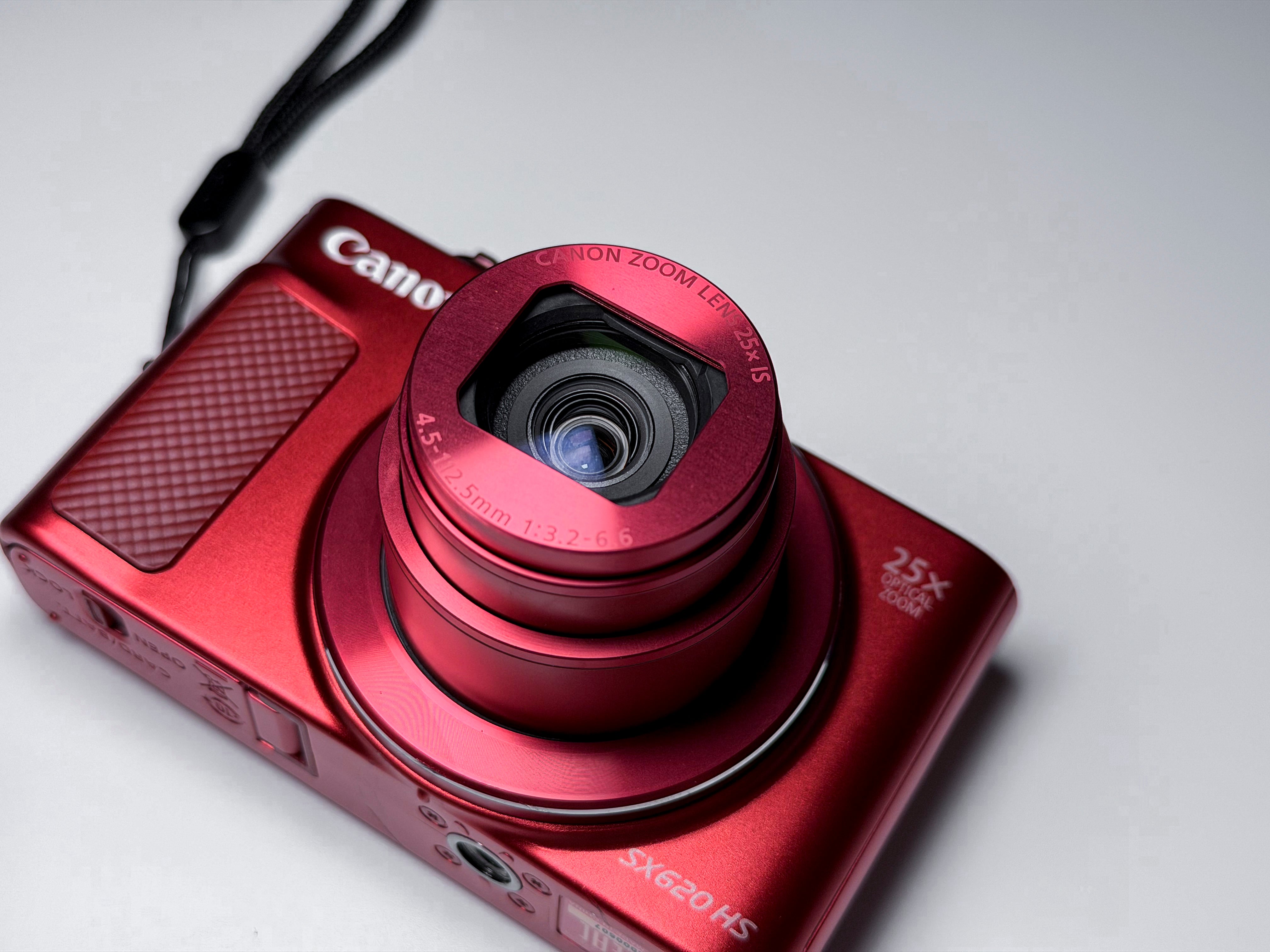 Canon SX620 HS 25x Zoom Compact Camera - 1 Year Warranty, Near Mint