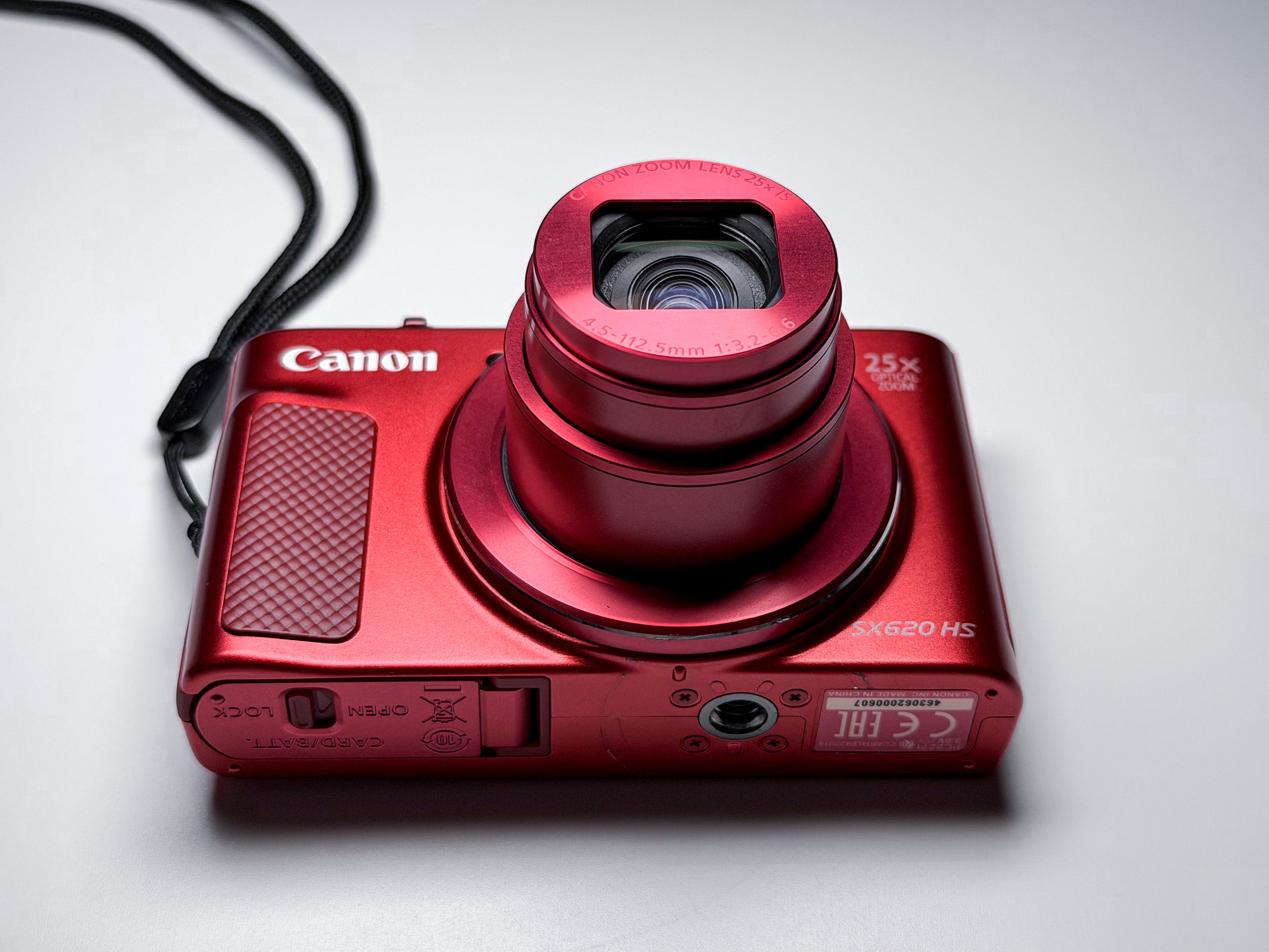 Canon SX620 HS 25x Zoom Compact Camera - 1 Year Warranty, Near Mint