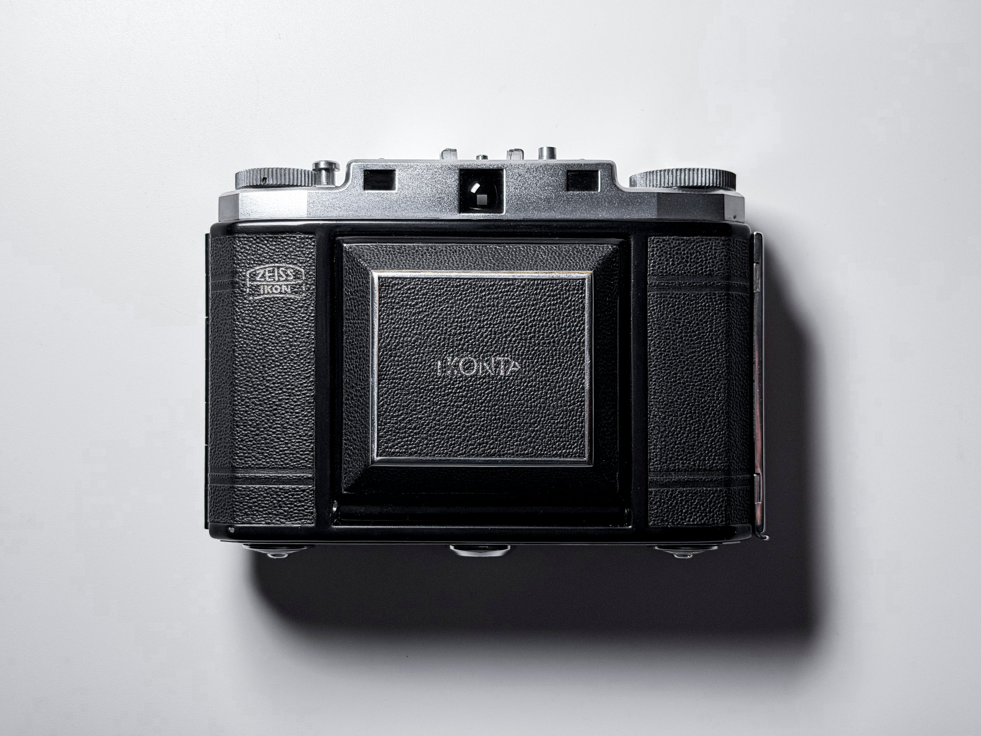 Zeiss Ikonta Rangefinder Medium Format Film Camera 524/16 - Near Mint, Tested