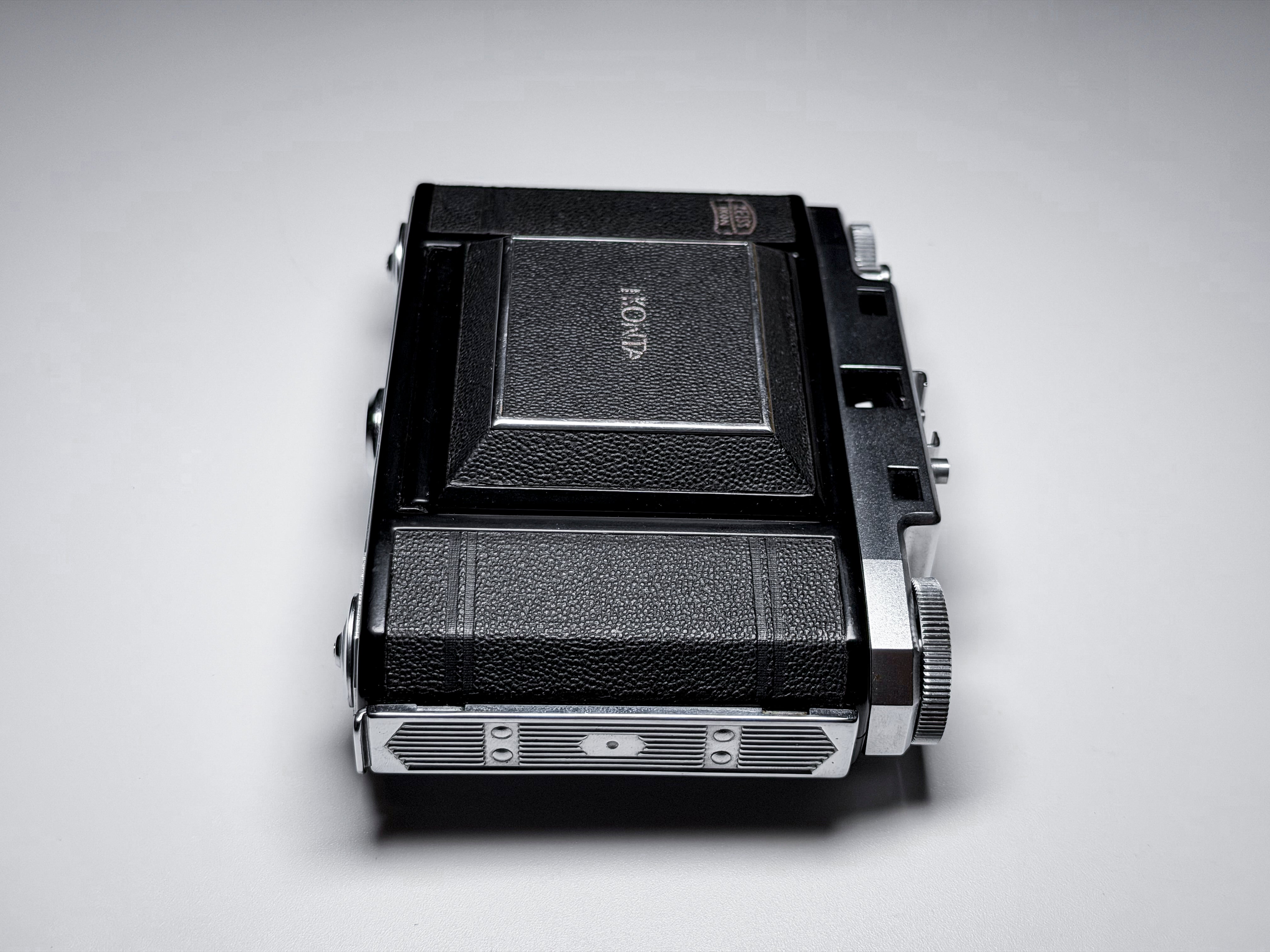 Zeiss Ikonta Rangefinder Medium Format Film Camera 524/16 - Near Mint, Tested