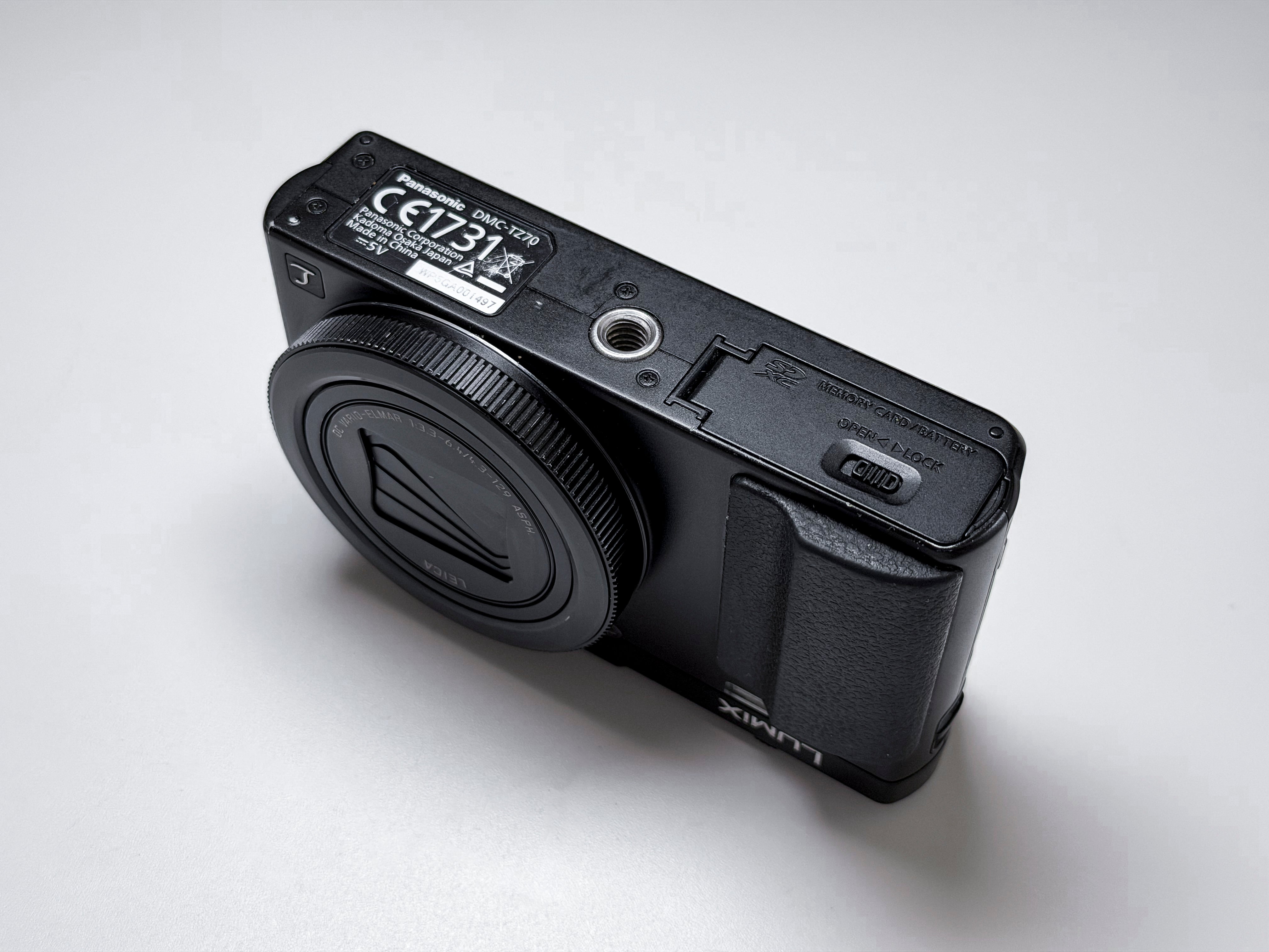 Panasonic Lumix TZ70 TZ-70 Leica 30x Lens - 1 Year Warranty, Excellent