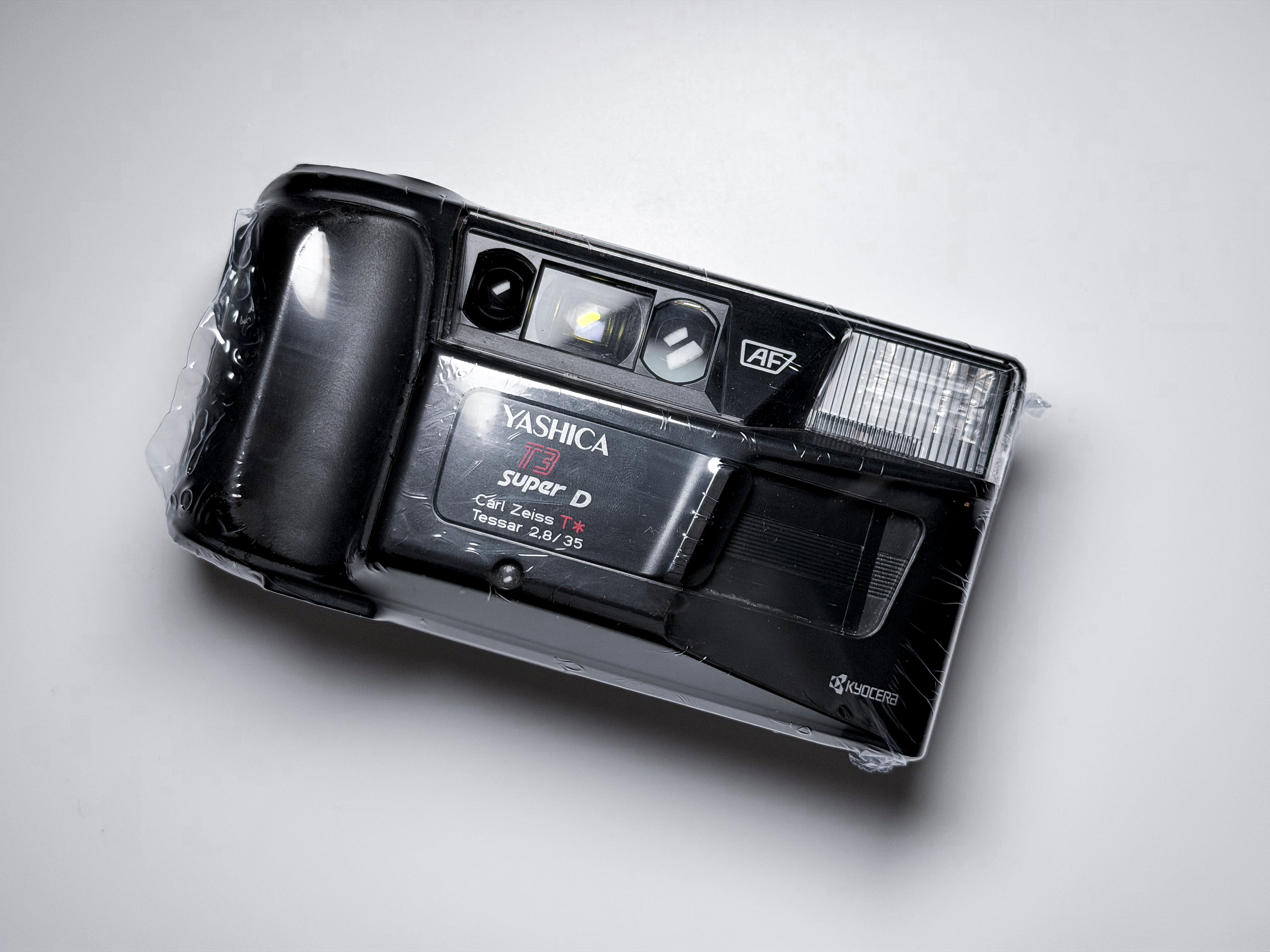 Yashica T3 Zeiss Lens Film Camera 35mm - Tested, Perfectly Working