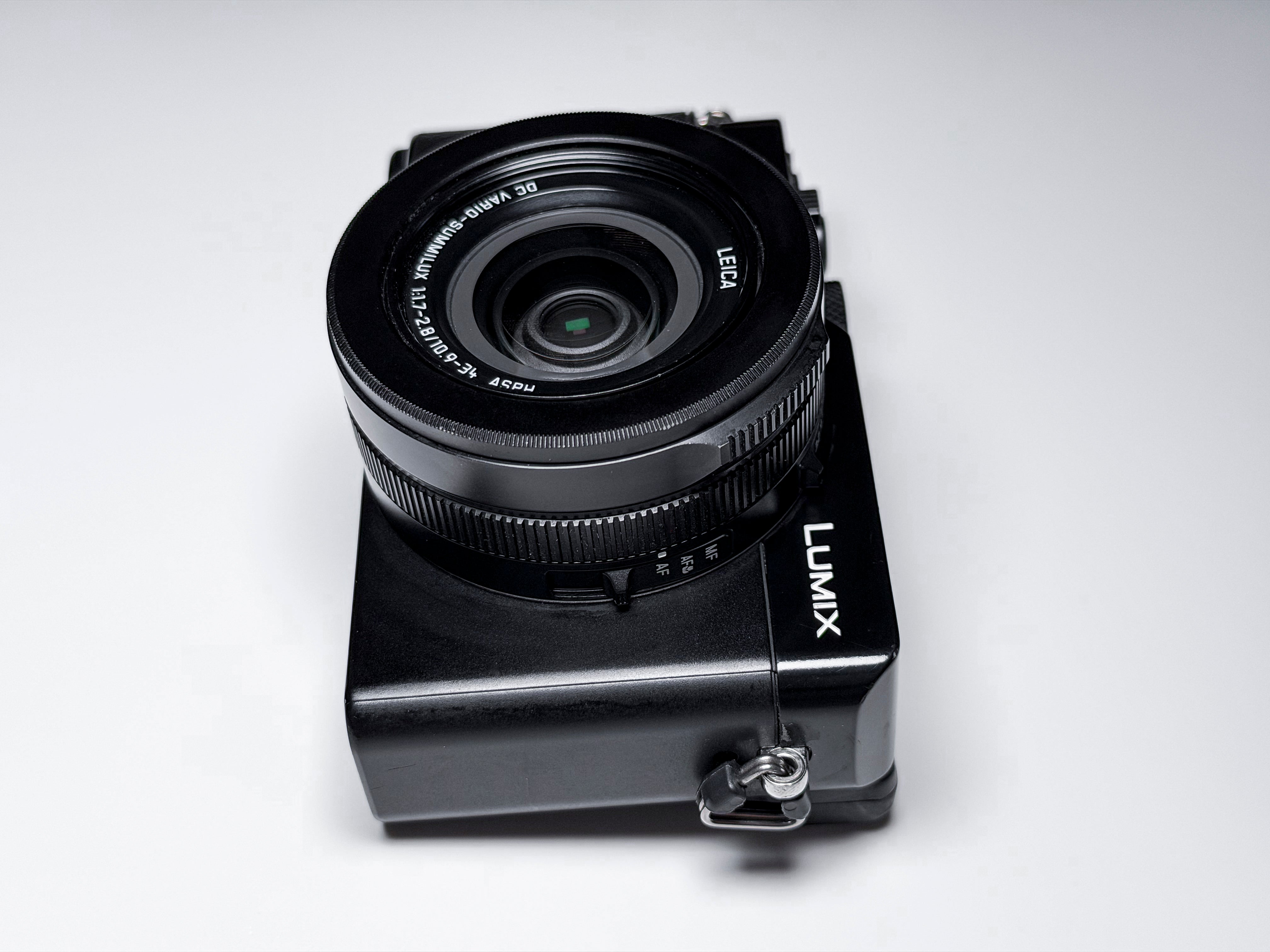Panasonic Lumix LX100 II Leica Lens MFT Sensor 4K - 1 Year Warranty