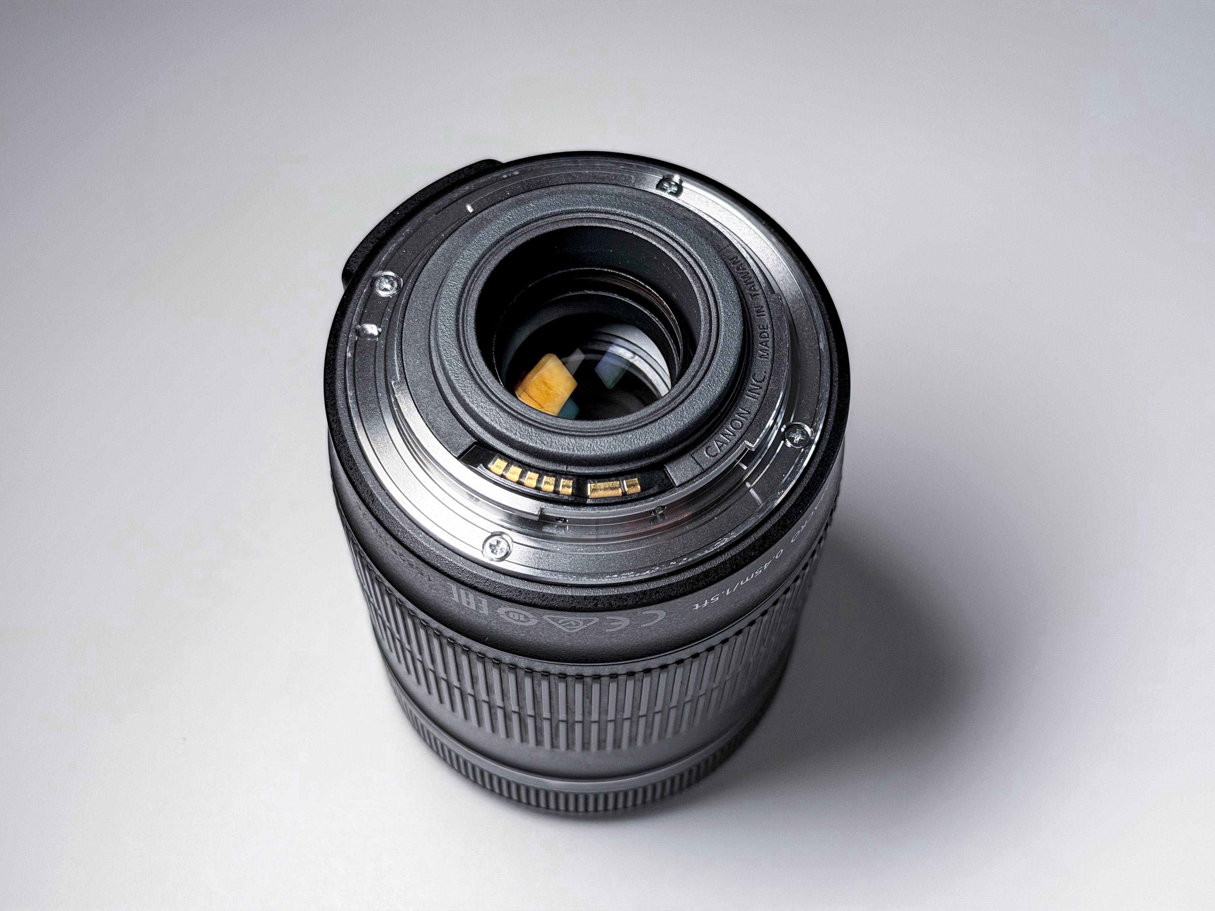 Canon 18-135mm IS EF-S f/3.5-5.6 Lens for EOS DSLR - 1 Year Warranty, Excellent
