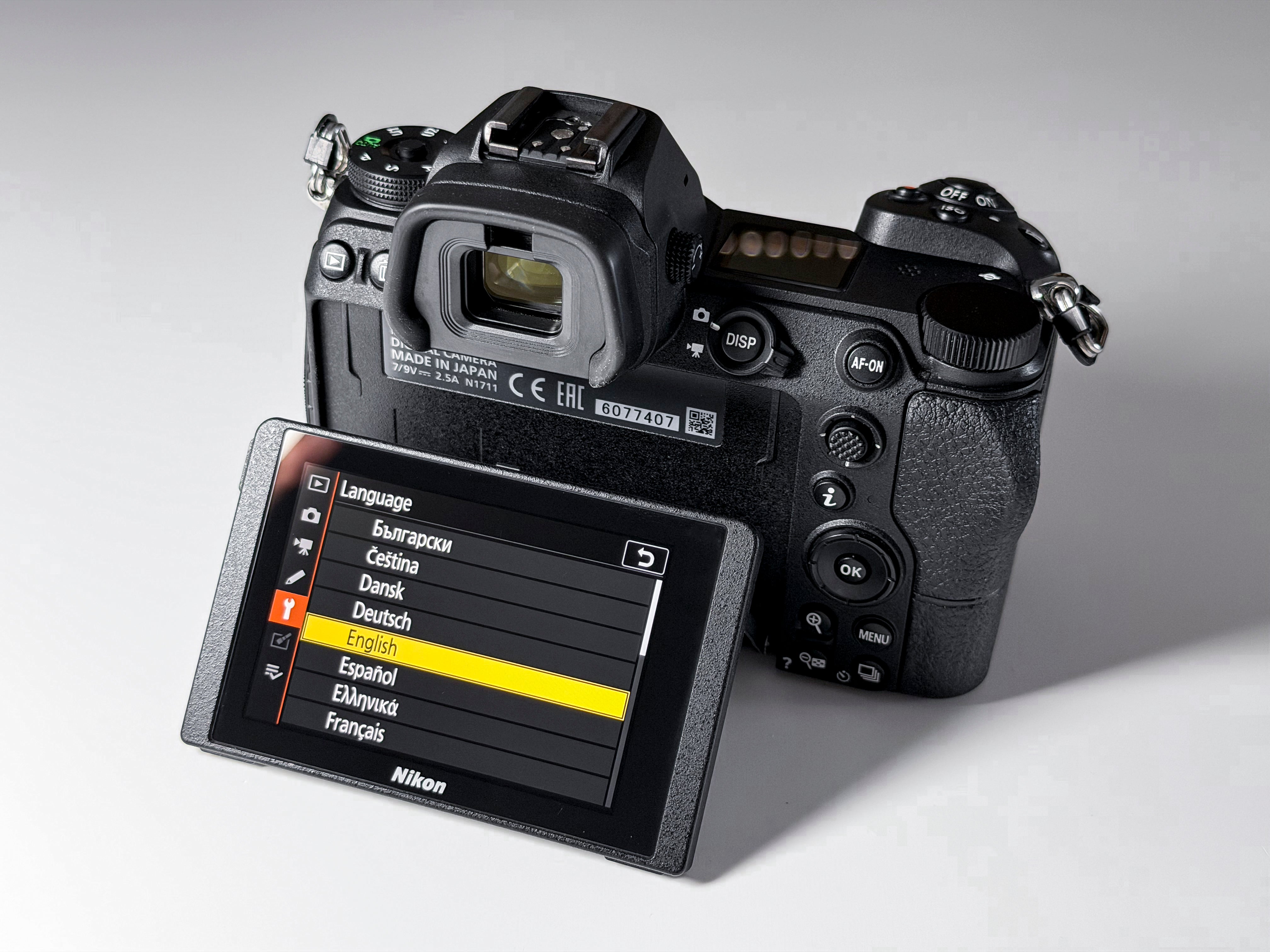 Nikon Z6 Full Frame Mirrorless Camera - 1 Year Warranty, 7500 Shutter Count