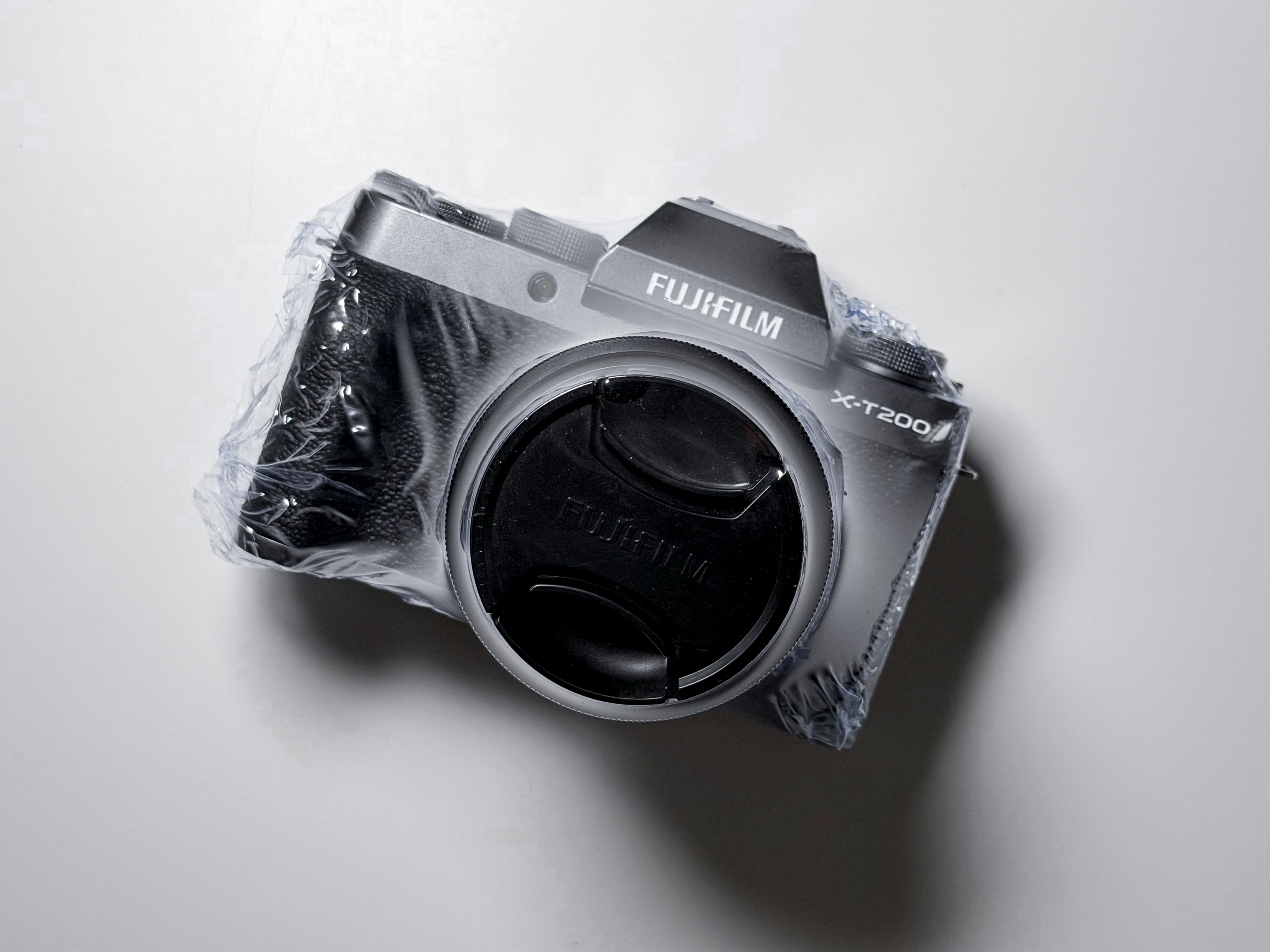 Fujifilm X-T200 + 15-45mm Kit Lens Mirrorless 4K - 1 Year Warranty, Near Mint