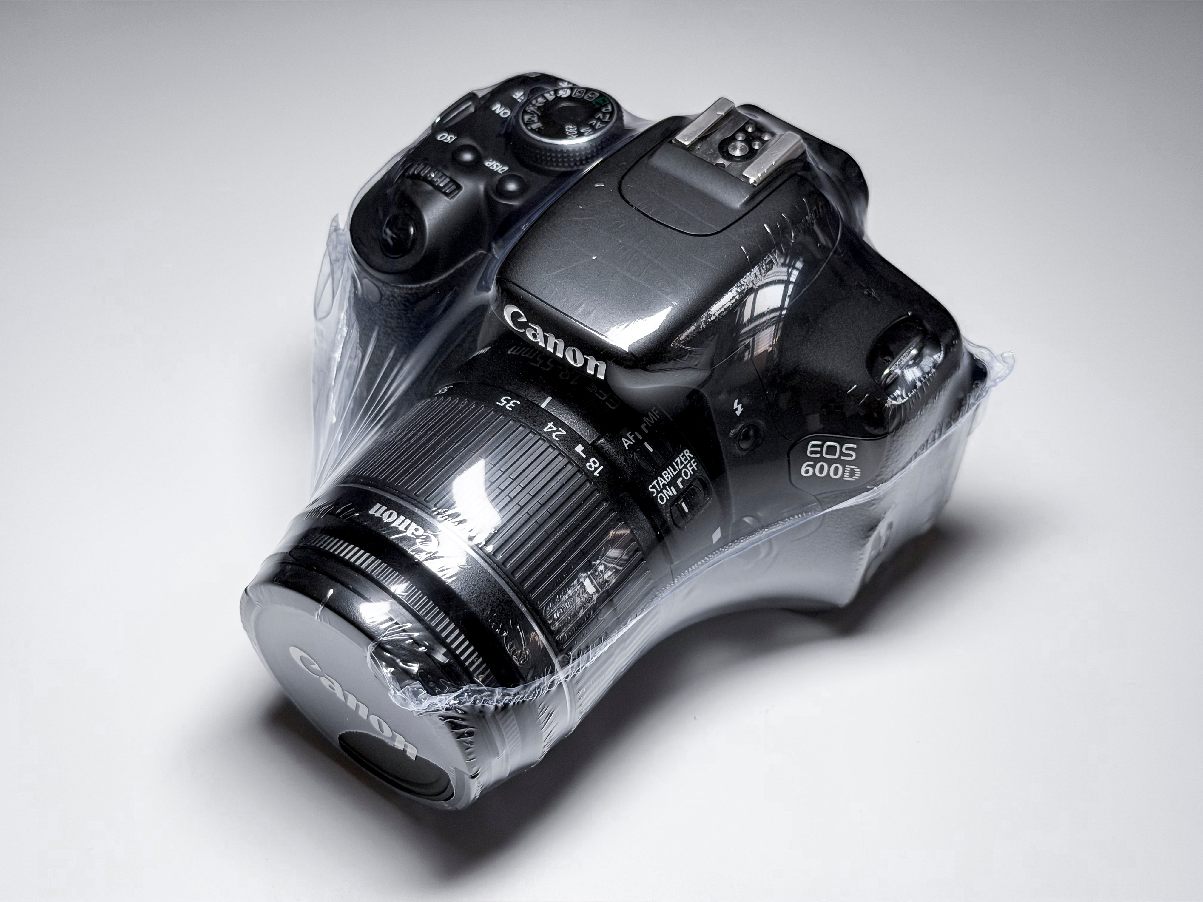 Canon 600D + 18-55mm Reflex DSLR EF Mount - 1 Year Warranty, Excellent