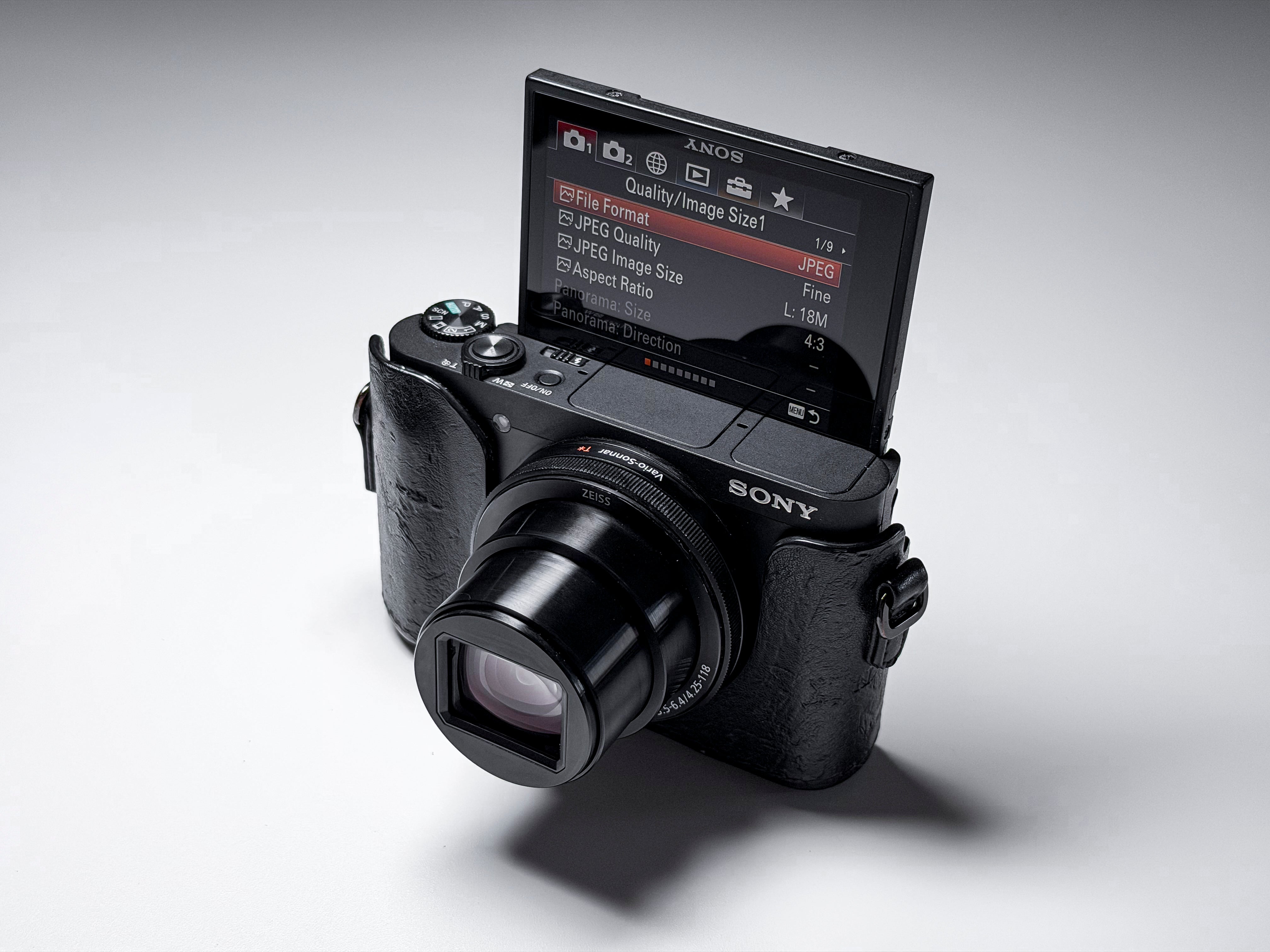 Sony HX99 Cyber-shot 18.2 Mpx 4K - 1 Year Warranty Excellent HX-99
