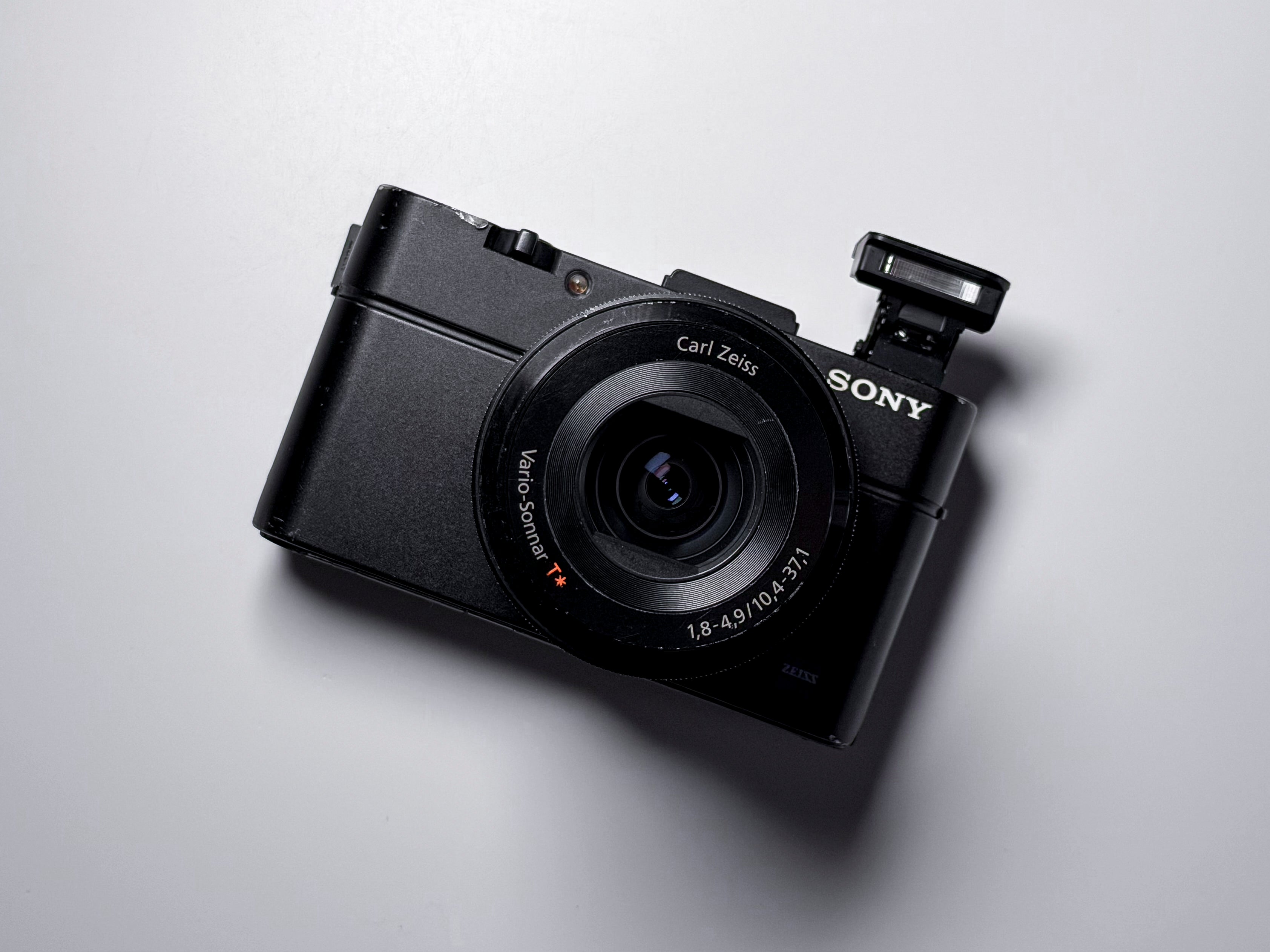 Sony Cyber-shot RX100 II Compact Camera 20.2 Mpx - Perfectly Working