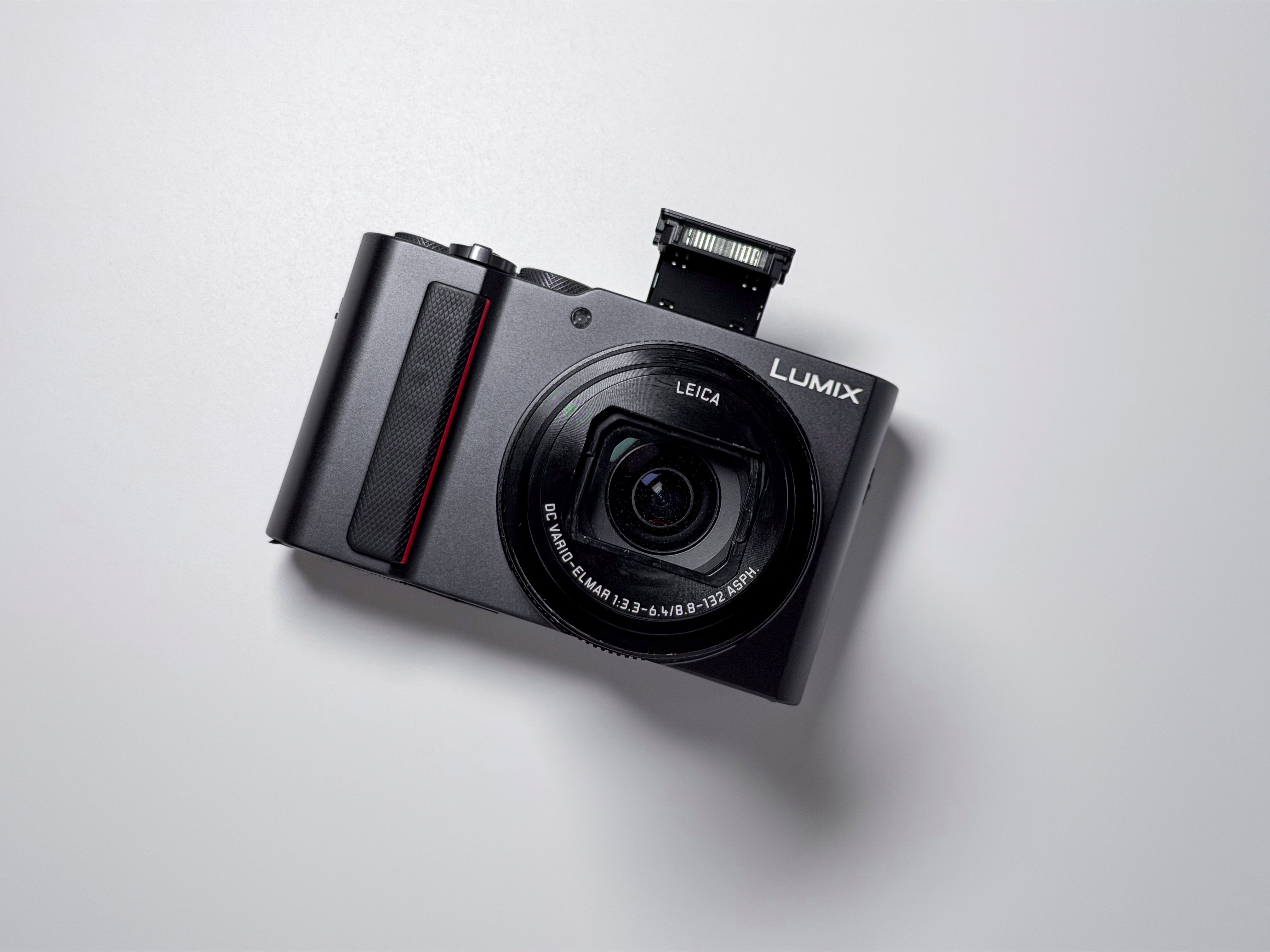 Panasonic Lumix TZ200 15x Leica Lens - ZS200 TZ-200