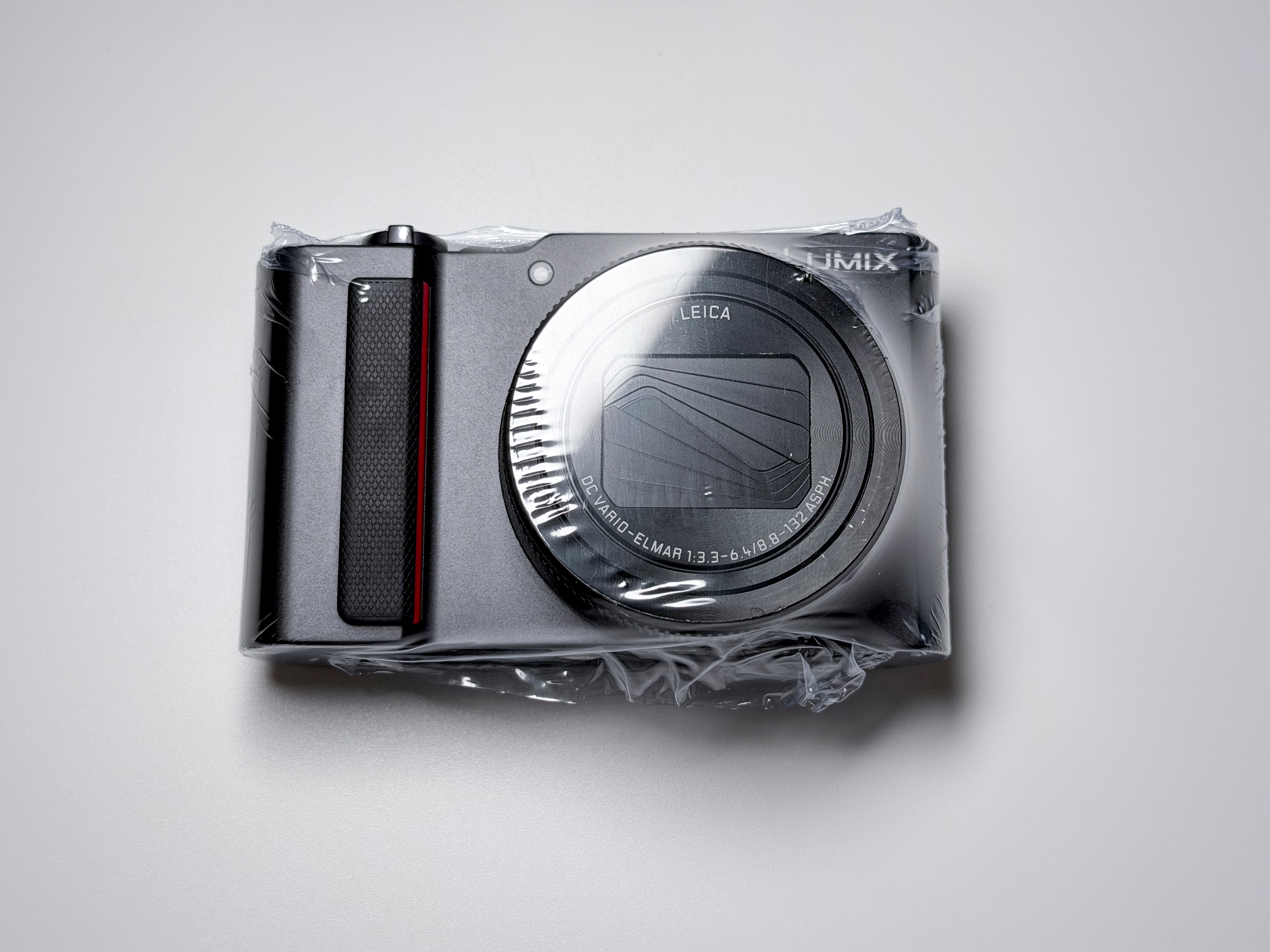 Panasonic Lumix TZ200 15x Leica Lens - ZS200 TZ-200
