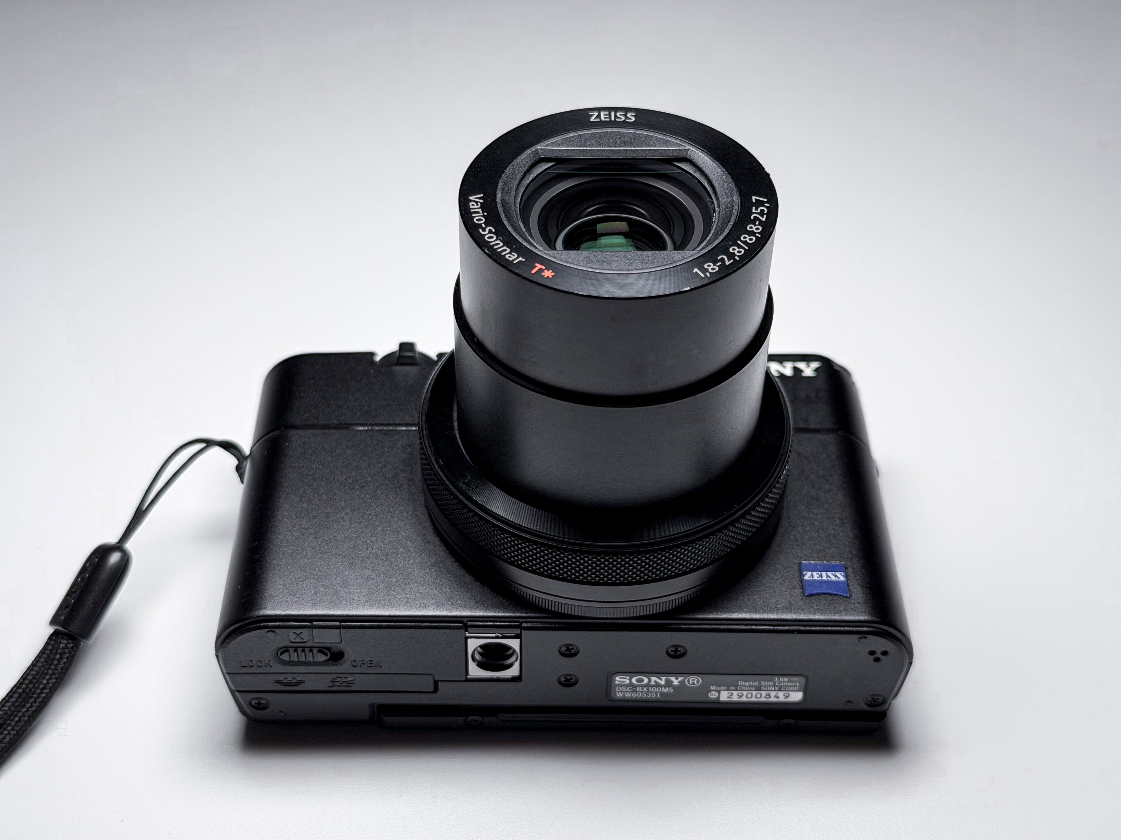 Sony RX100 V M5 Cyber-shot 20.1 Mp - 1 Year Warranty, Excellent RX 100M5