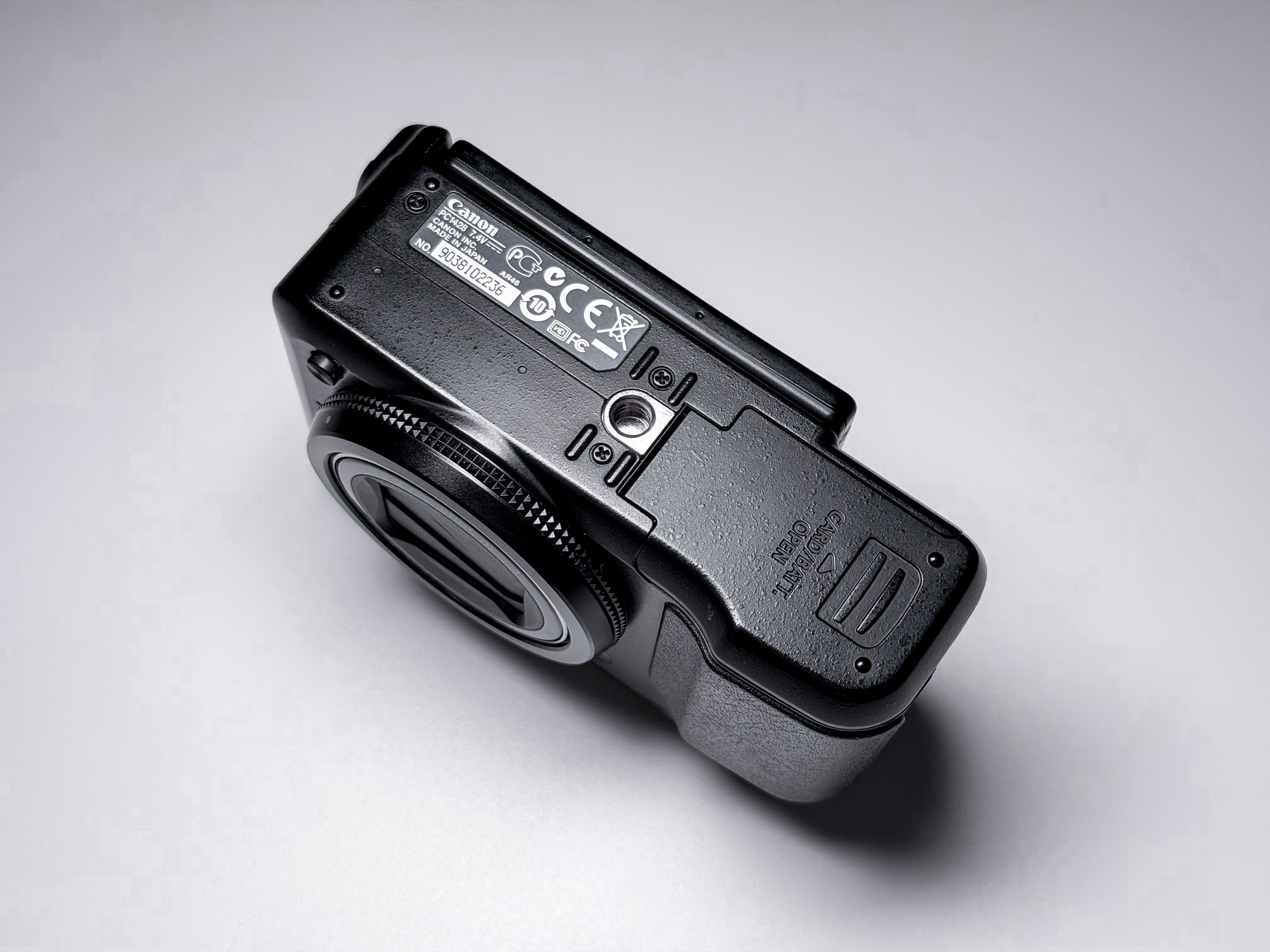 Canon G11 Powershot CCD Sensor 5x Zoom G 11 - 1 Year Warranty, Excellent