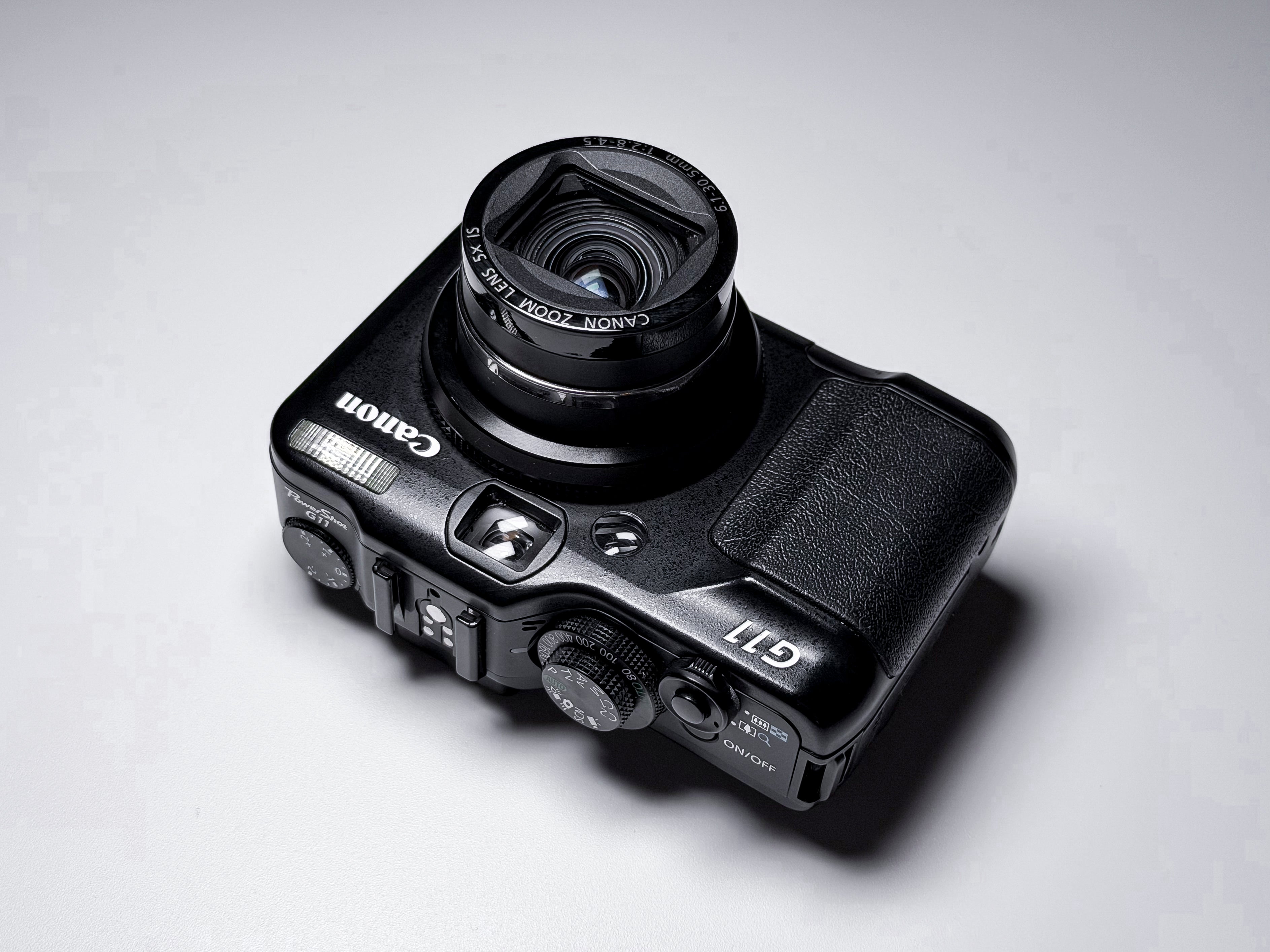 Canon G11 Powershot CCD Sensor 5x Zoom G 11 - 1 Year Warranty, Excellent