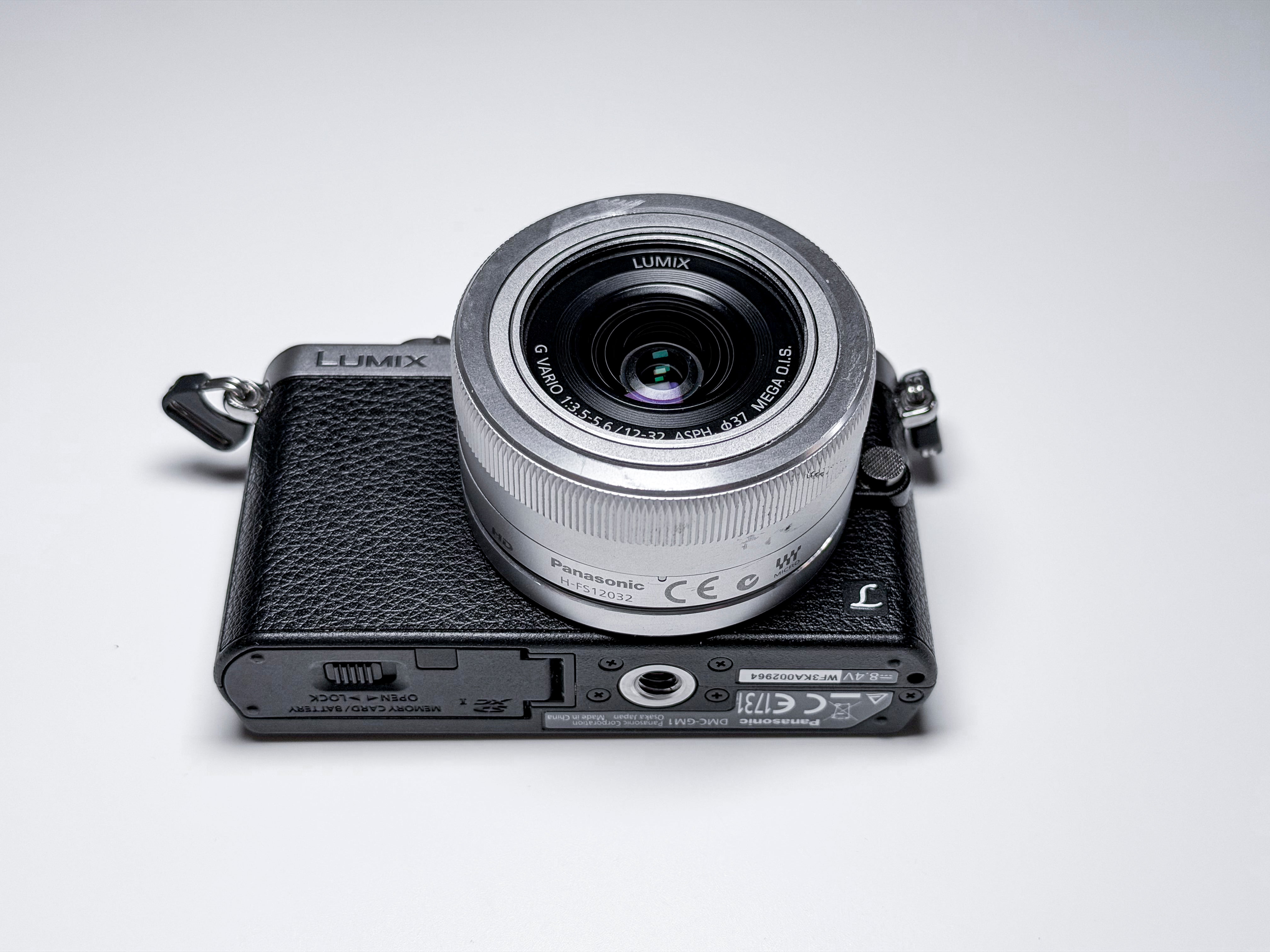 Panasonic Lumix GM1 + 12-32mm OIS Lens - 1 Year Warranty, Excellent GM-1