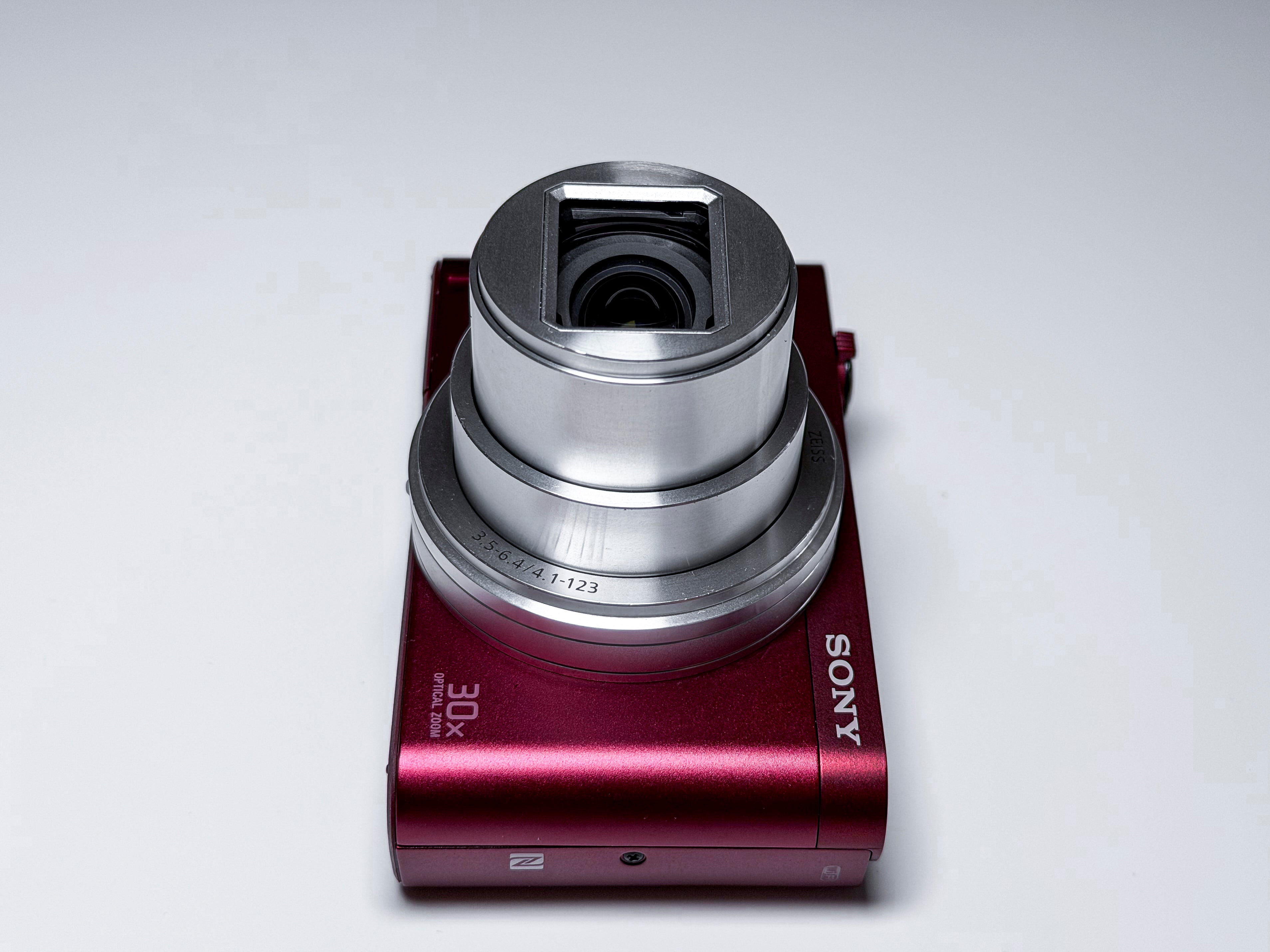 Sony WX500 WX-500 Cyber-shot Zeiss 30x Zoom Digital Compact Camera