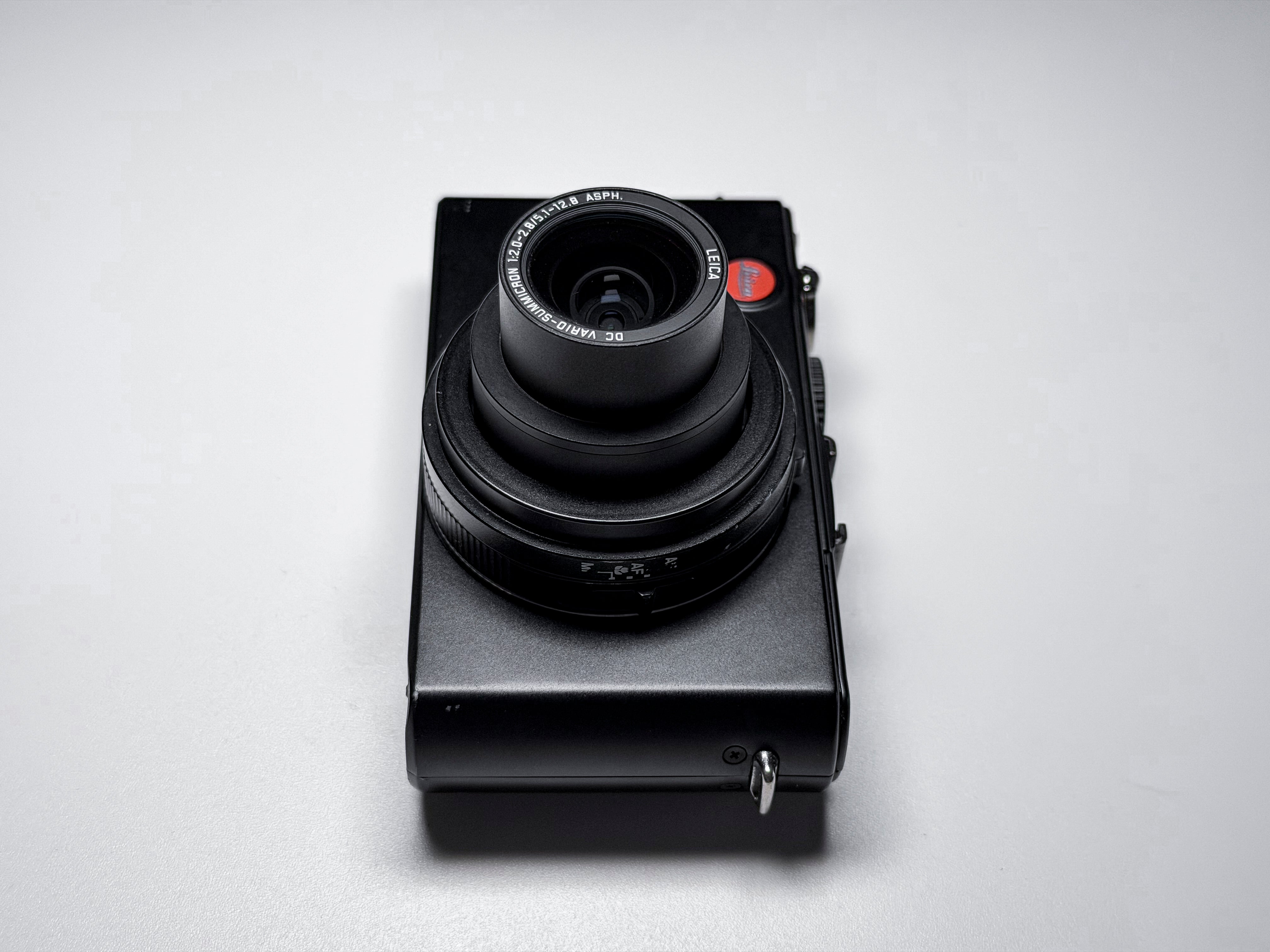 Leica D-Lux 4 + Leather Case CCD Sensor Compact Camera - 1 Year Warranty Dlux 4