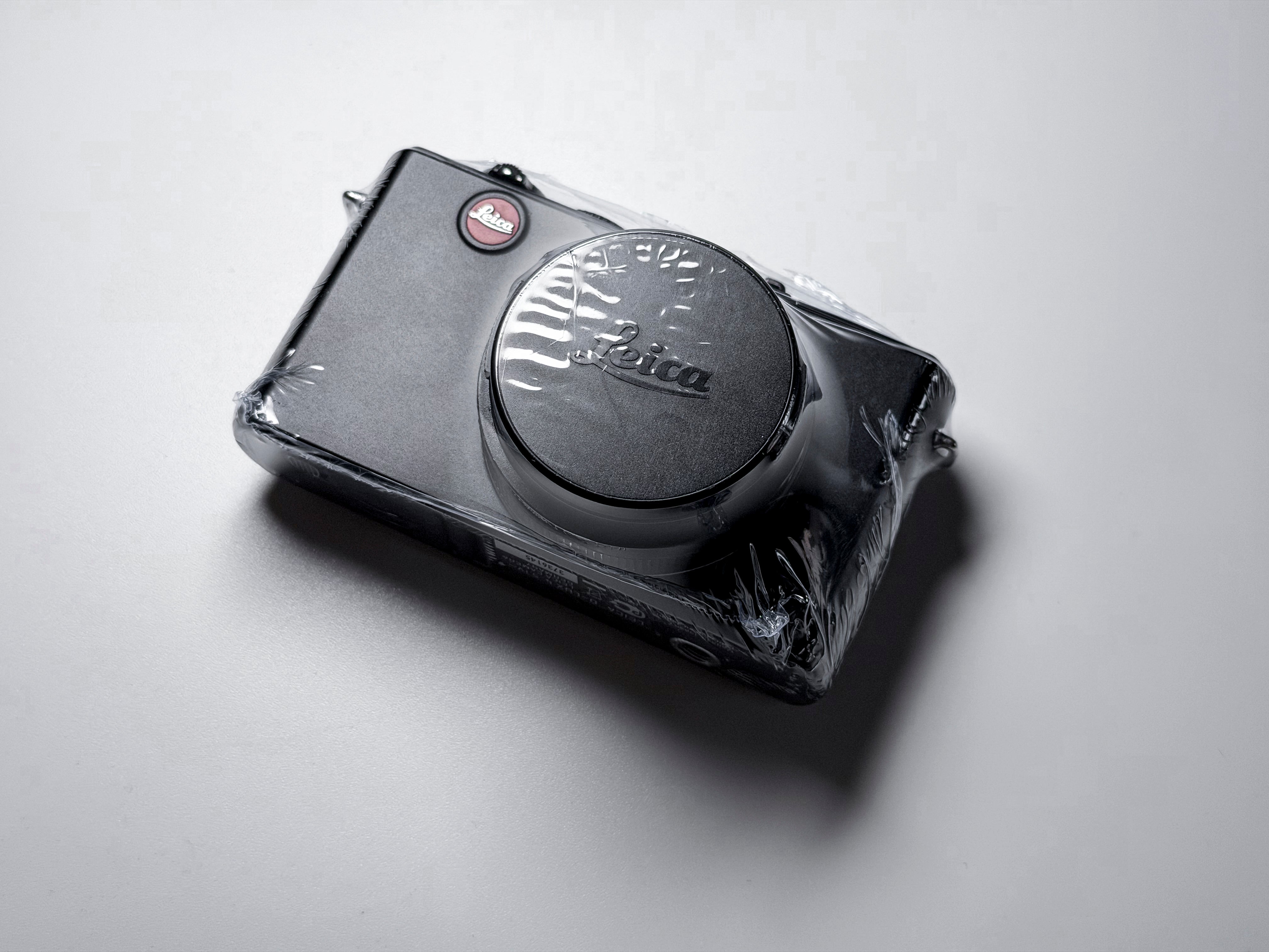 Leica D-Lux 4 + Leather Case CCD Sensor Compact Camera - 1 Year Warranty Dlux 4